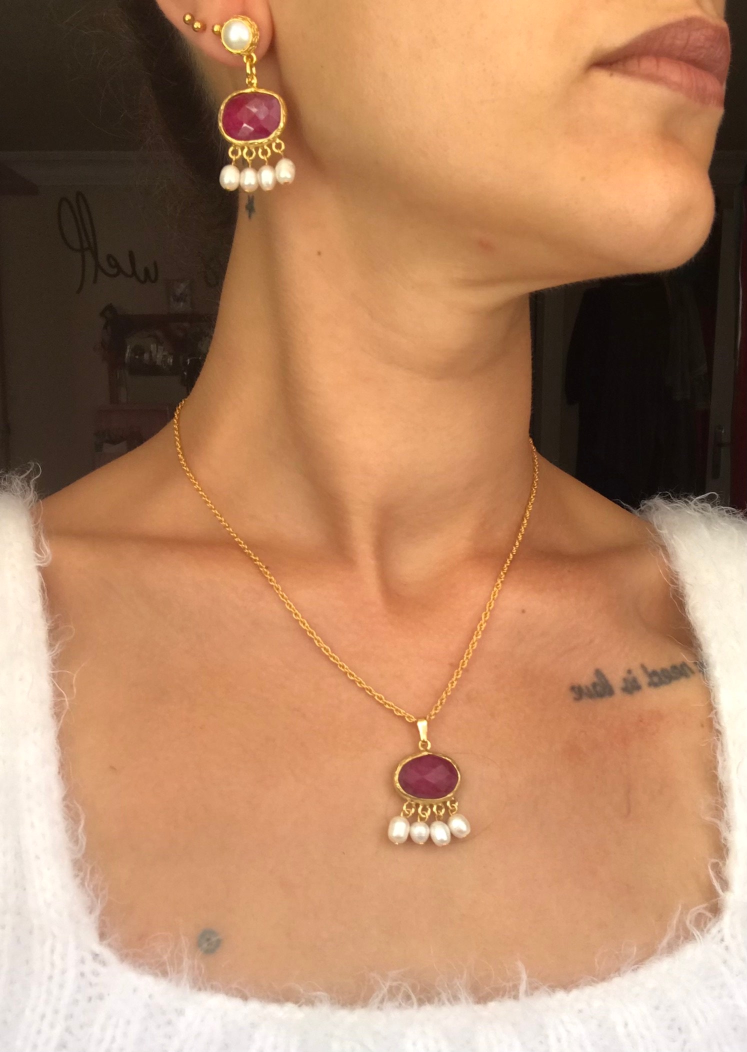 Yakut Taşlı Zincir Kolye