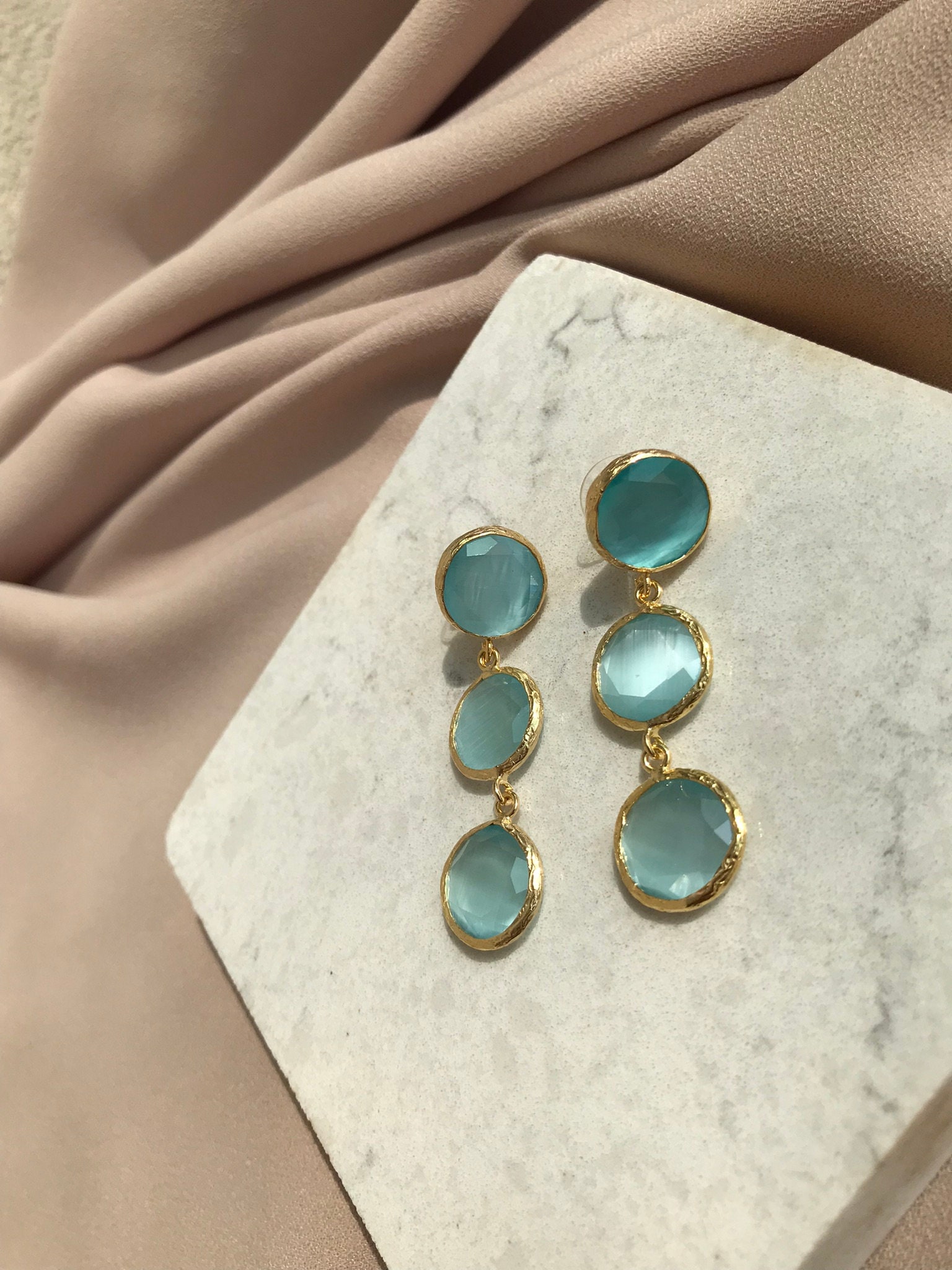 Üçlü Yuvarlak Kedi Gözü Küpe