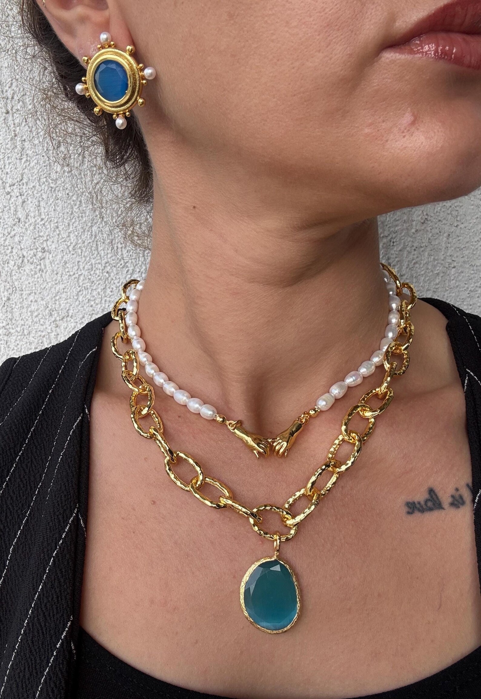 Vintage Tasarım Kedi Gözü Taşı Küpeler