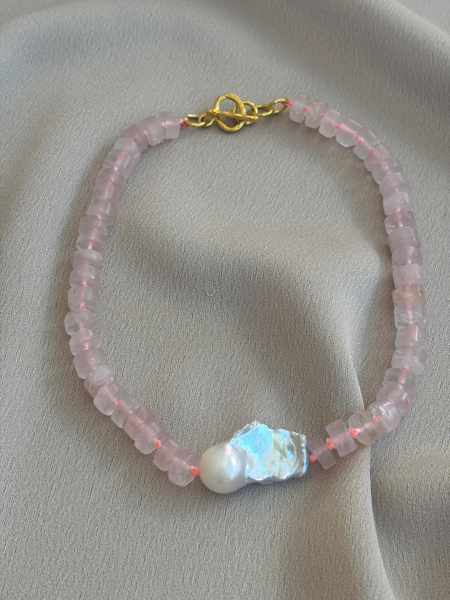 Pembe Kuvars & İnci Kombin Kolye