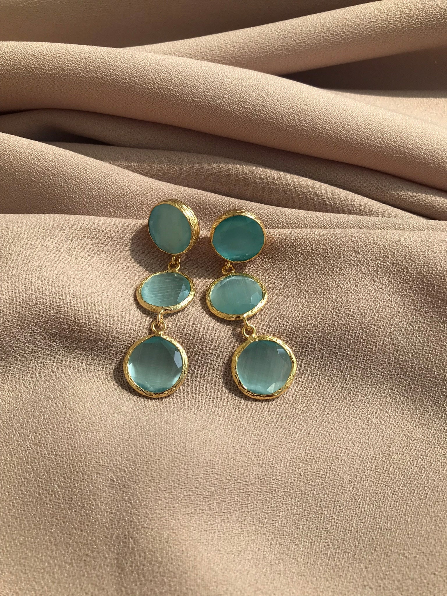 Üçlü Yuvarlak Kedi Gözü Küpe