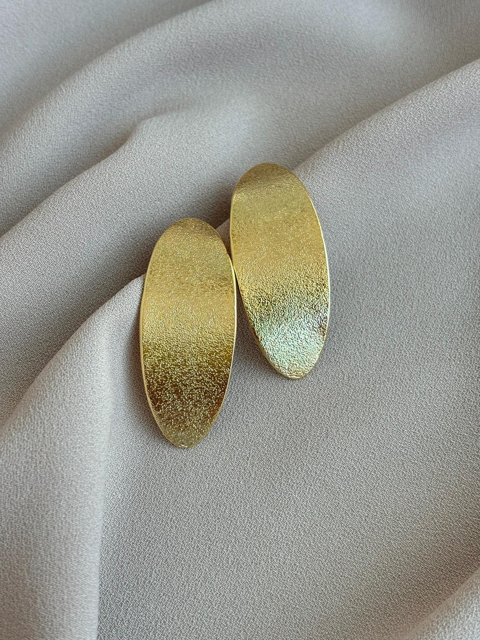 YENİ ! Oval Desenli Döküm Küpeler, El Yapımı Bronz Küpeler