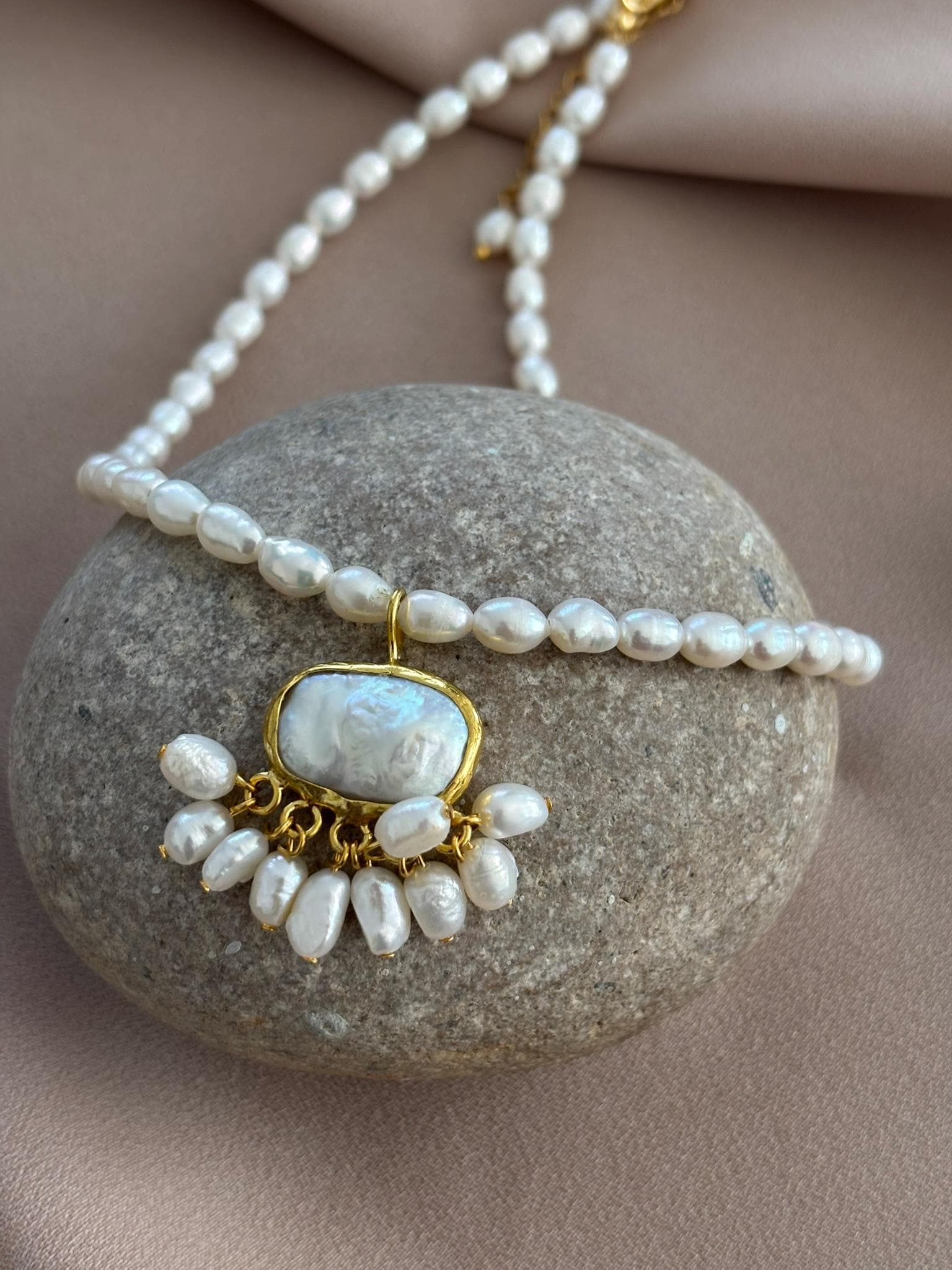 Kare İnci & İnci Dizi Kolye