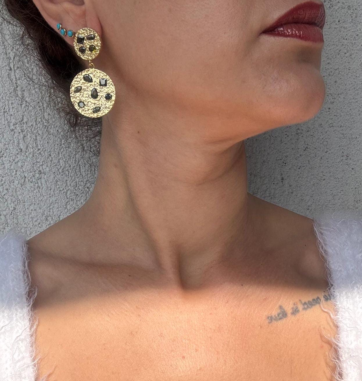 Zirkon Taşlı Yuvarlak Döküm Küpe