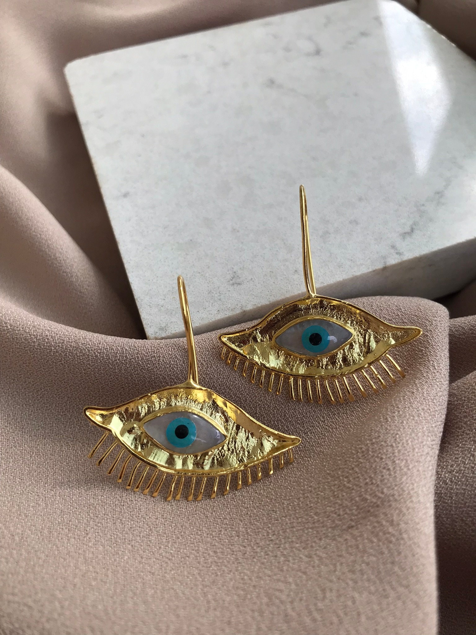 Sedefli Göz Tasarım İnci Küpe