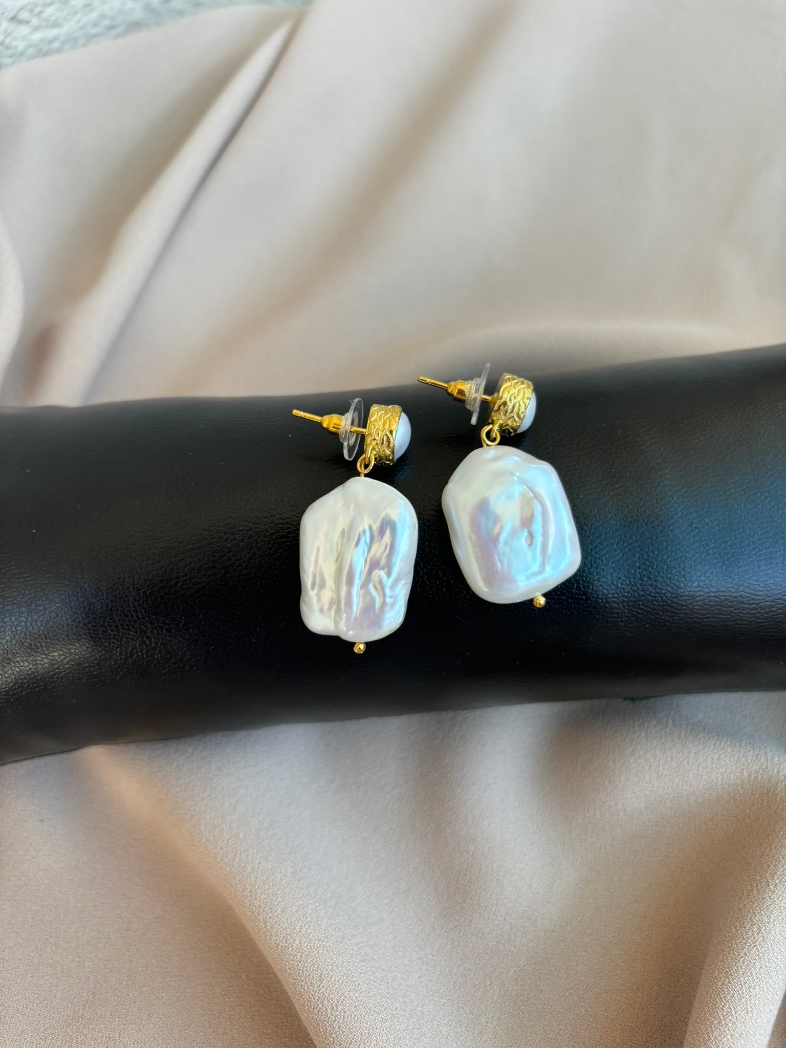 Büyük Düzensiz Barok İnci Küpe