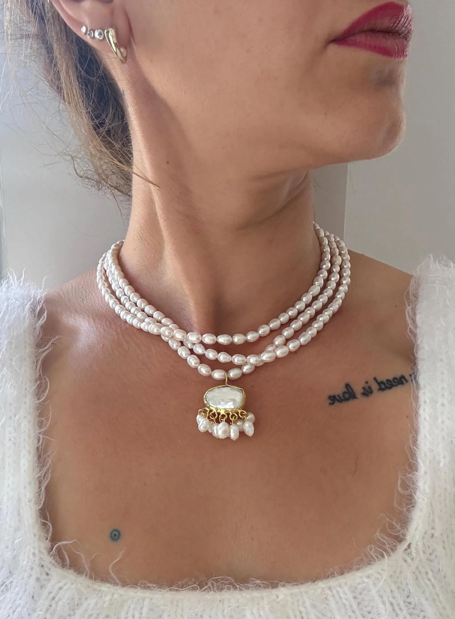 Üçlü İnci Dizi Kare Barok Kolye