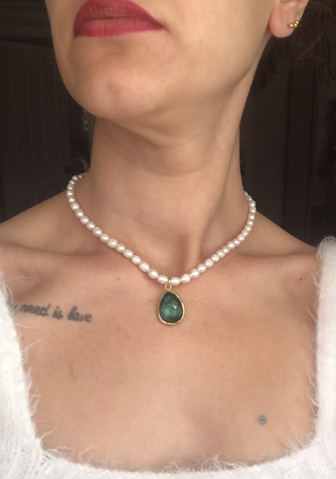 NEW ! Drop Cut Emerald Stone Pearl Necklace