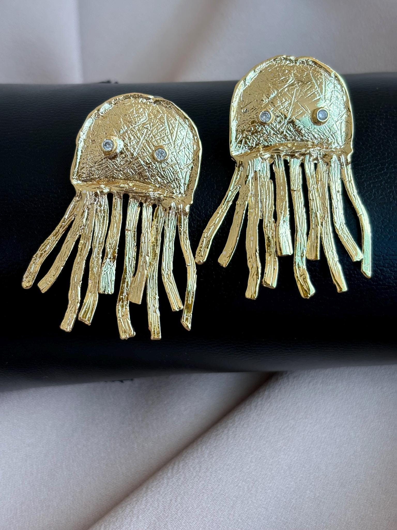 YENİ ! Ahtapot Tasarım Zirkon Taşlı Döküm Küpe