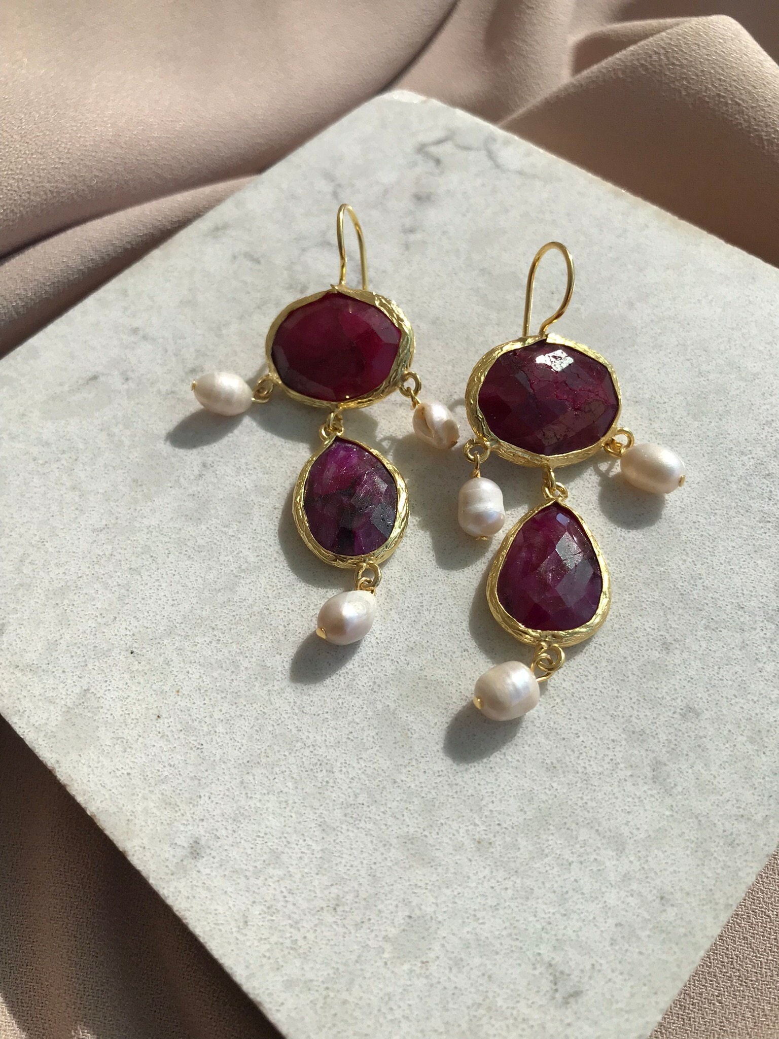 Yakut & İnci Kombin Küpe