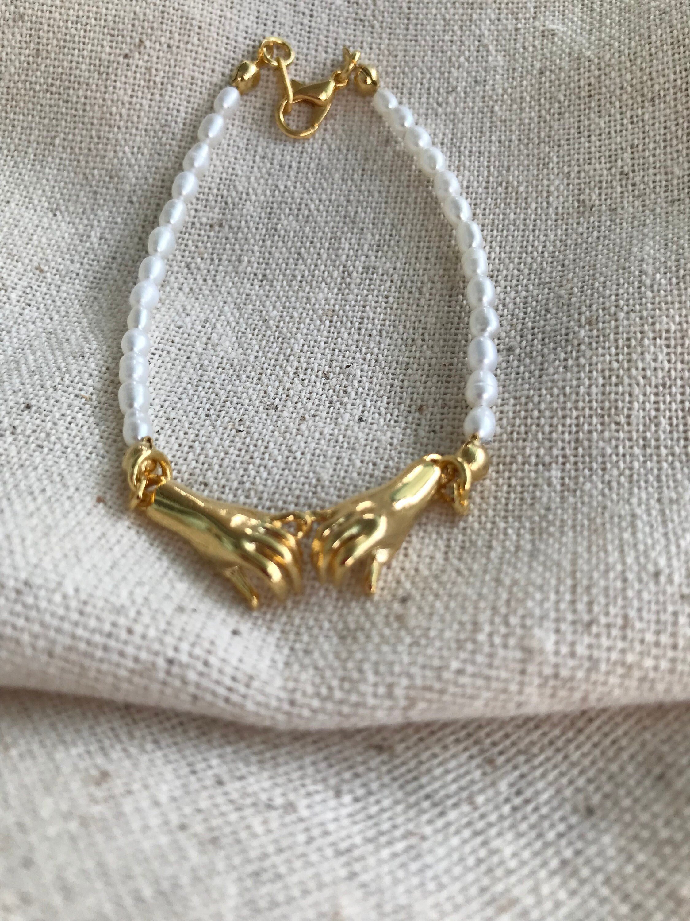 Natural Pearl Hands Bracelet