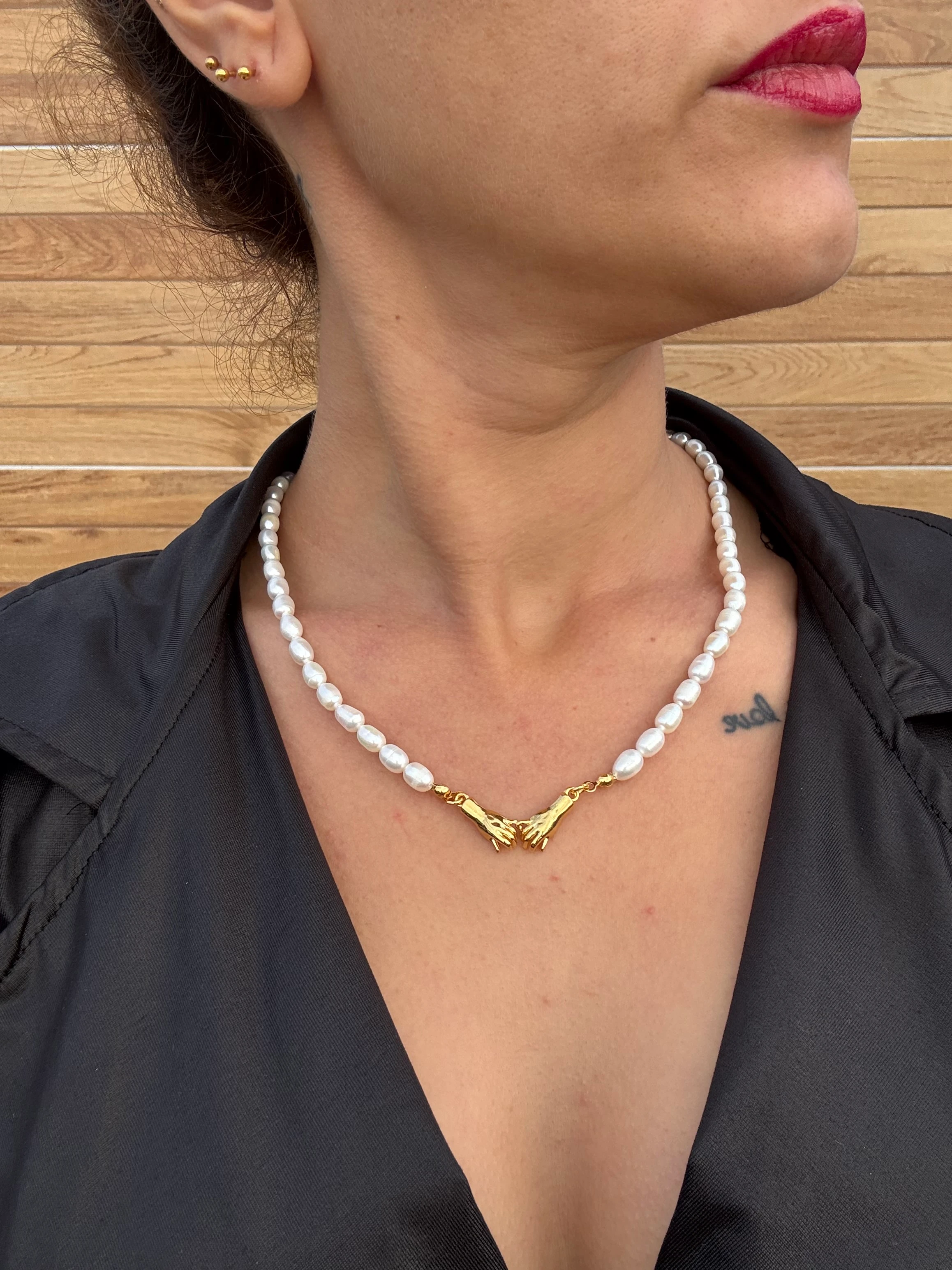 Doğal İnci Eller Kolye