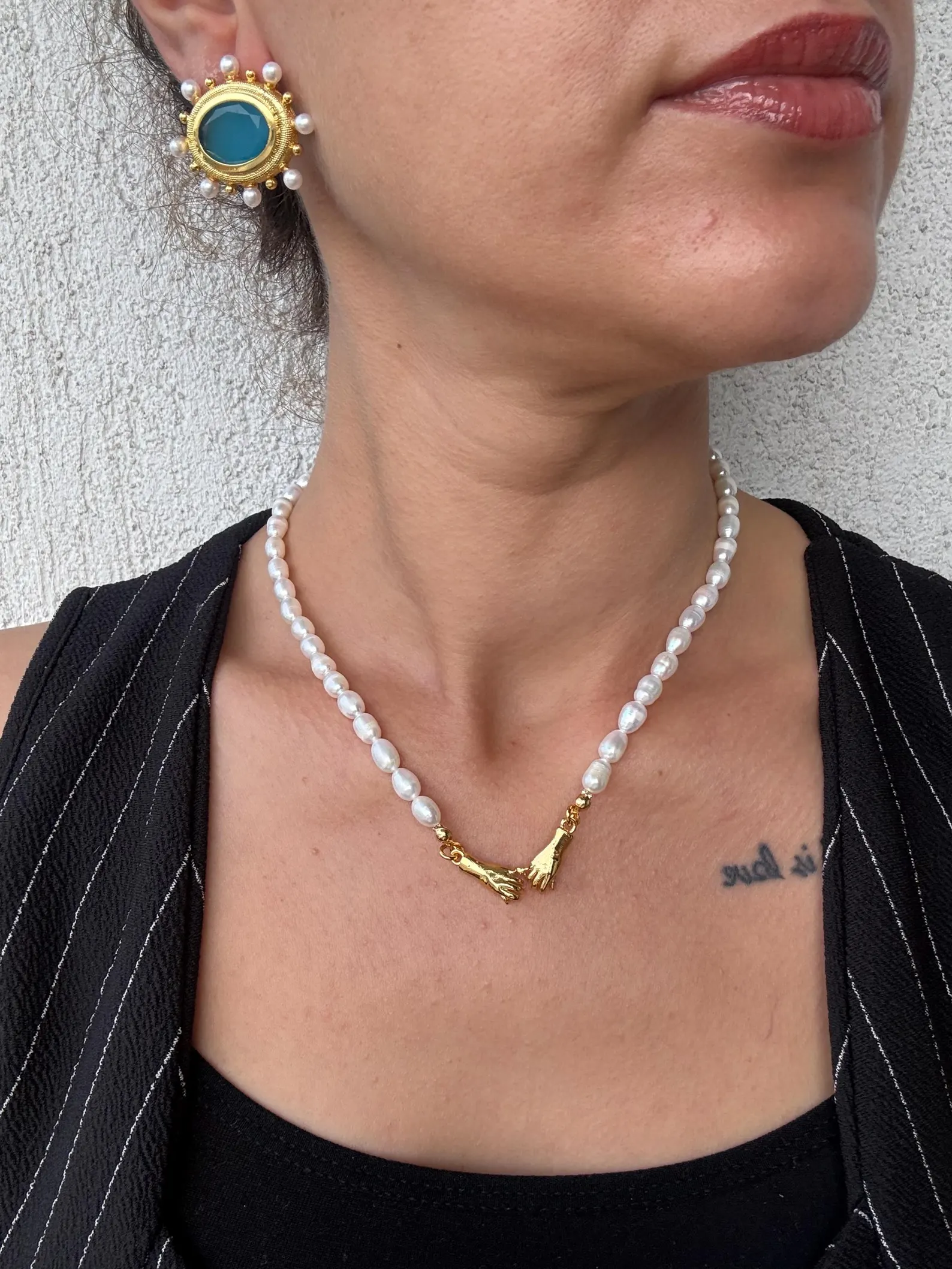 Yatay Oval Kedi Gözü Taş Küpeler