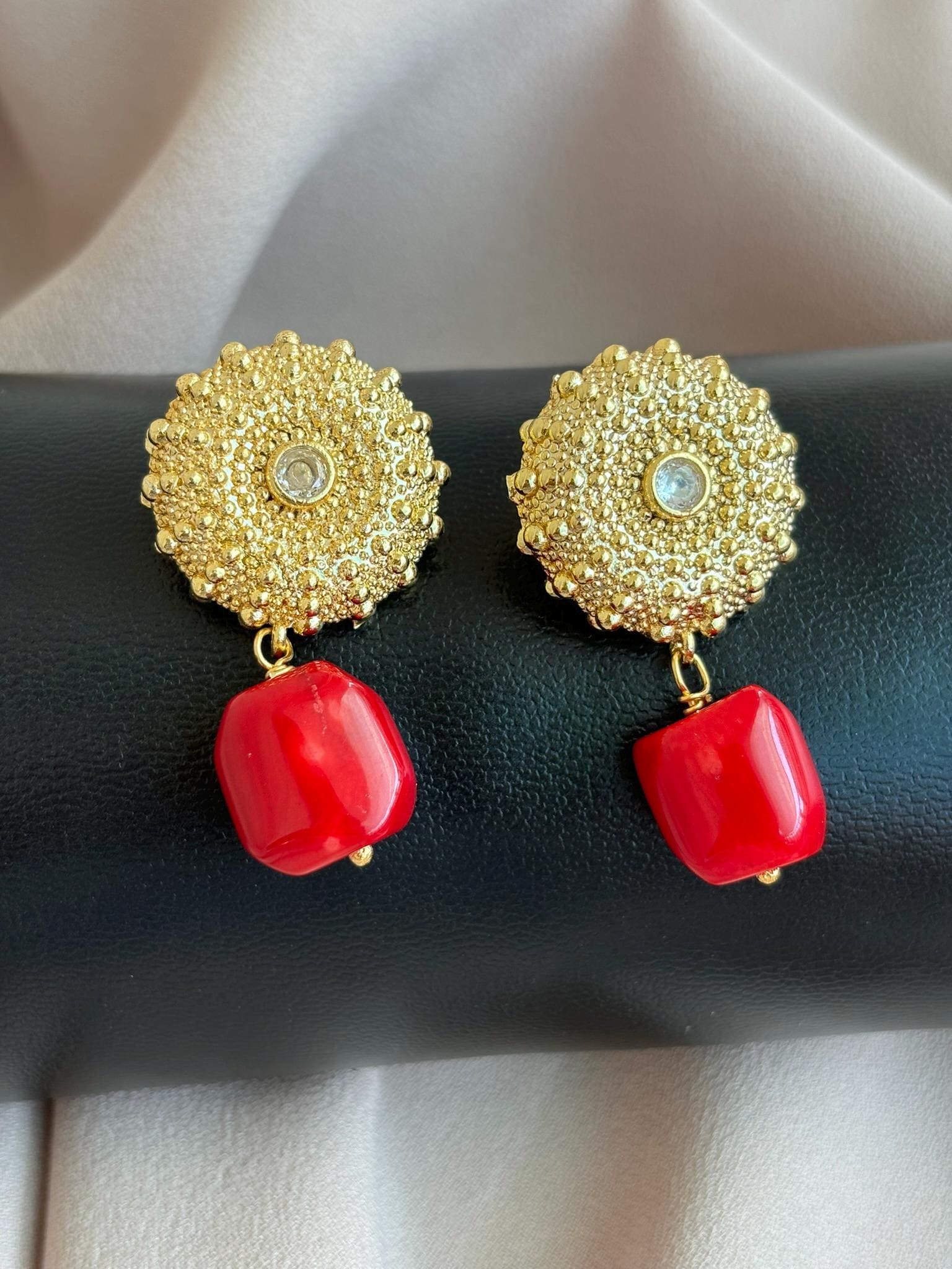 Mercan & Zirkon Kombin 'Snail' Küpe 