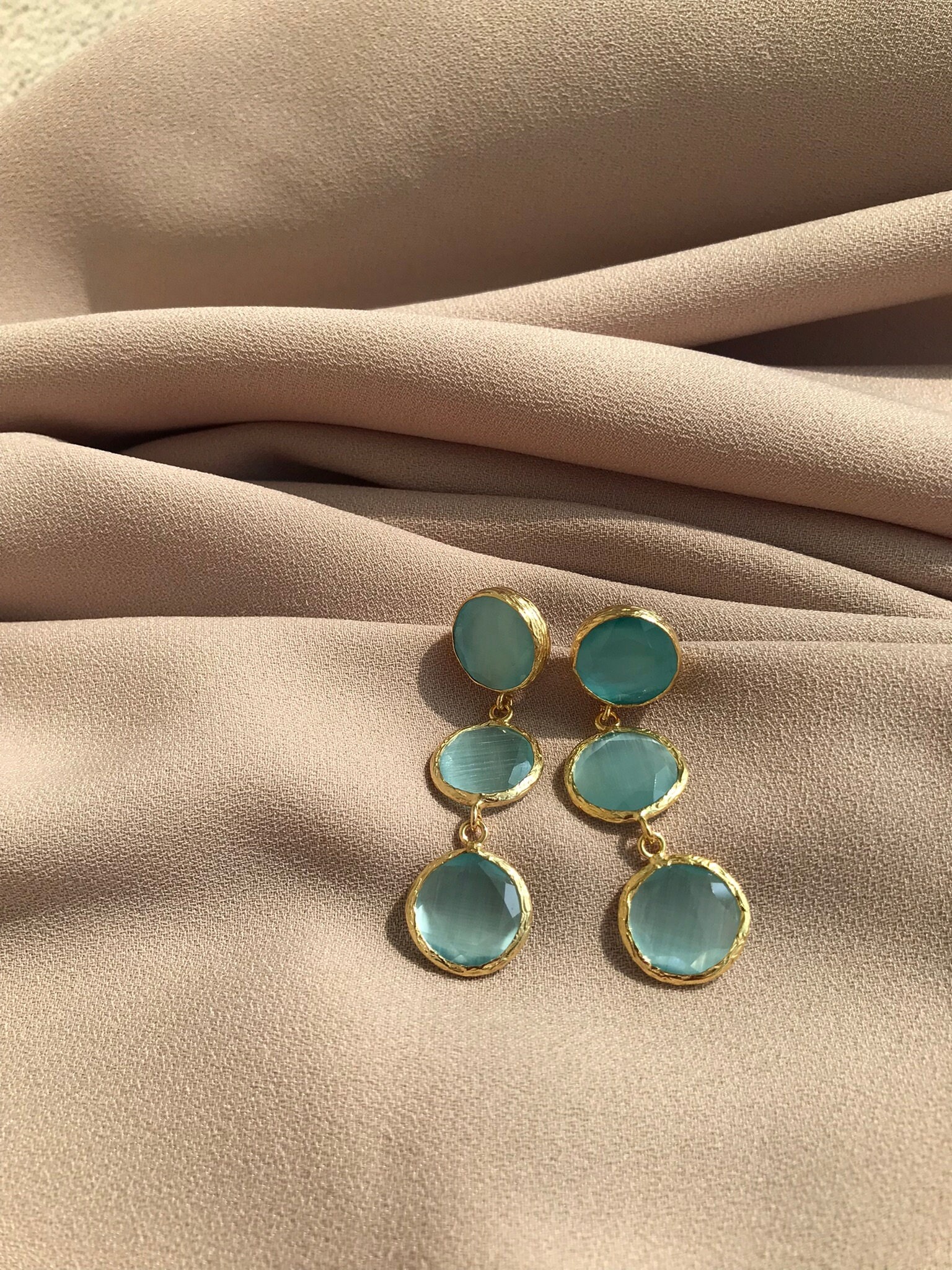 Üçlü Yuvarlak Kedi Gözü Küpe