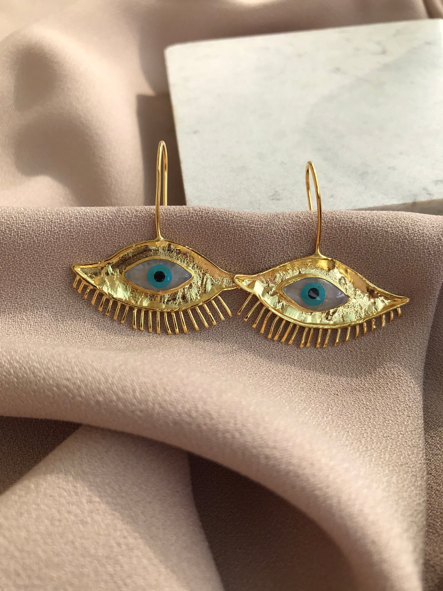 Sedefli Göz Tasarım İnci Küpe