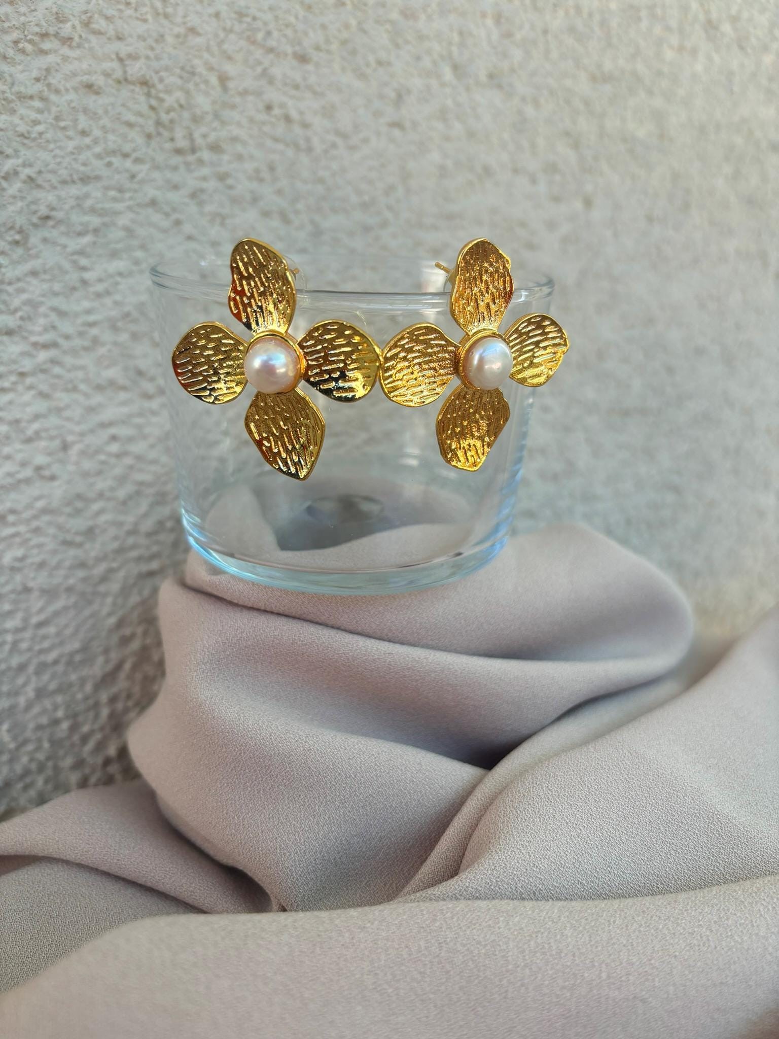 YENİ ! Dört Yapraklı İnci Küpe