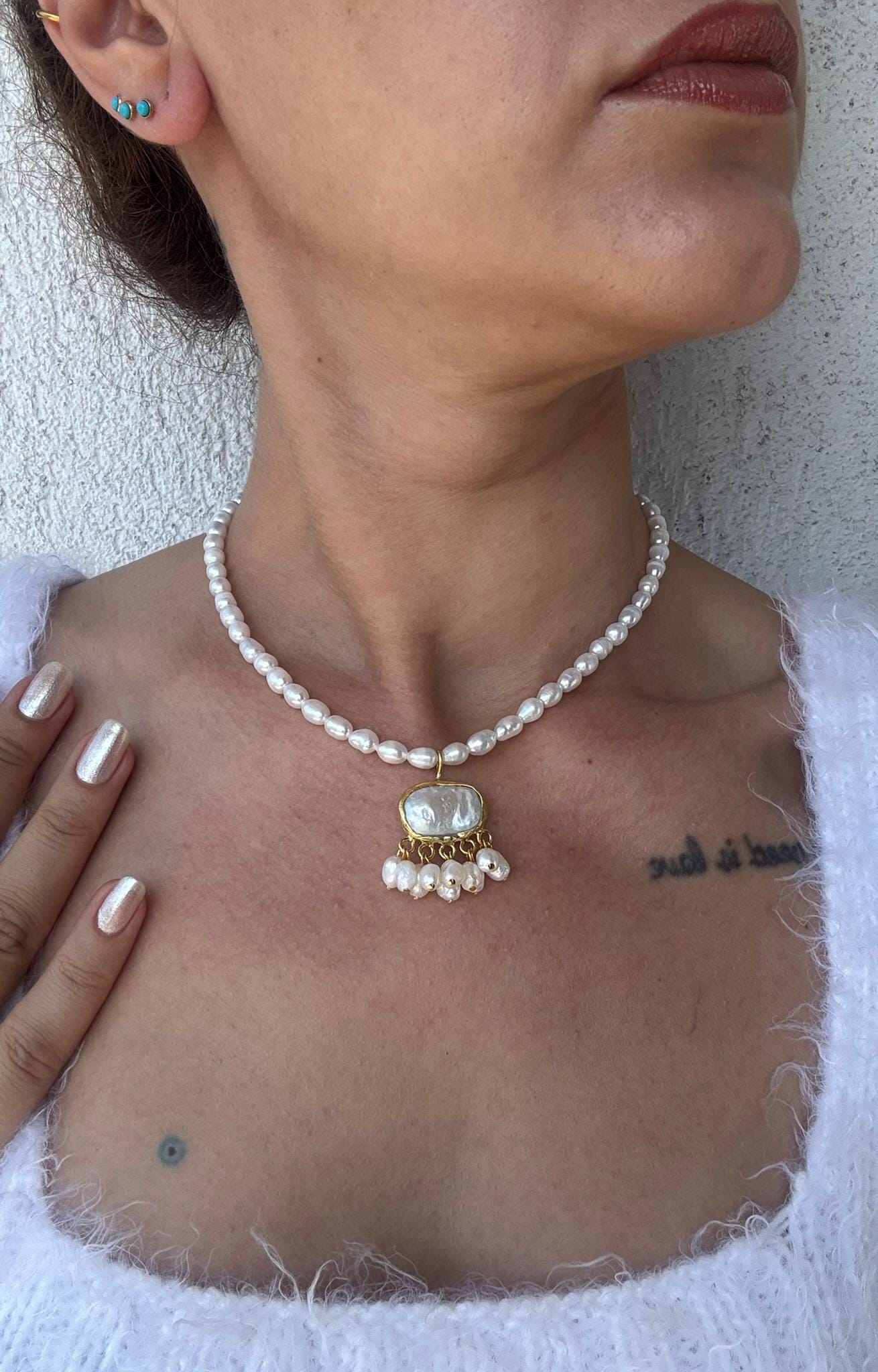 Kare İnci & İnci Dizi Kolye