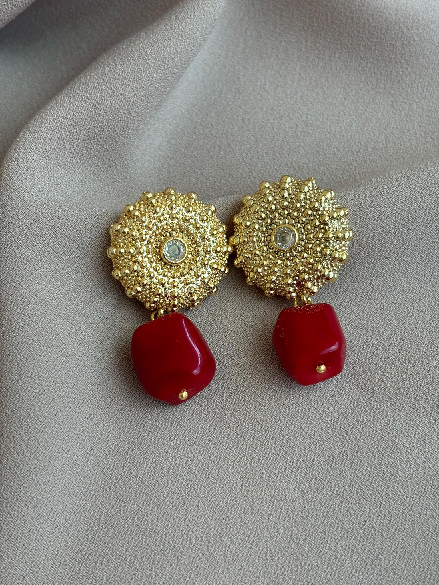 Mercan & Zirkon Kombin 'Snail' Küpe 