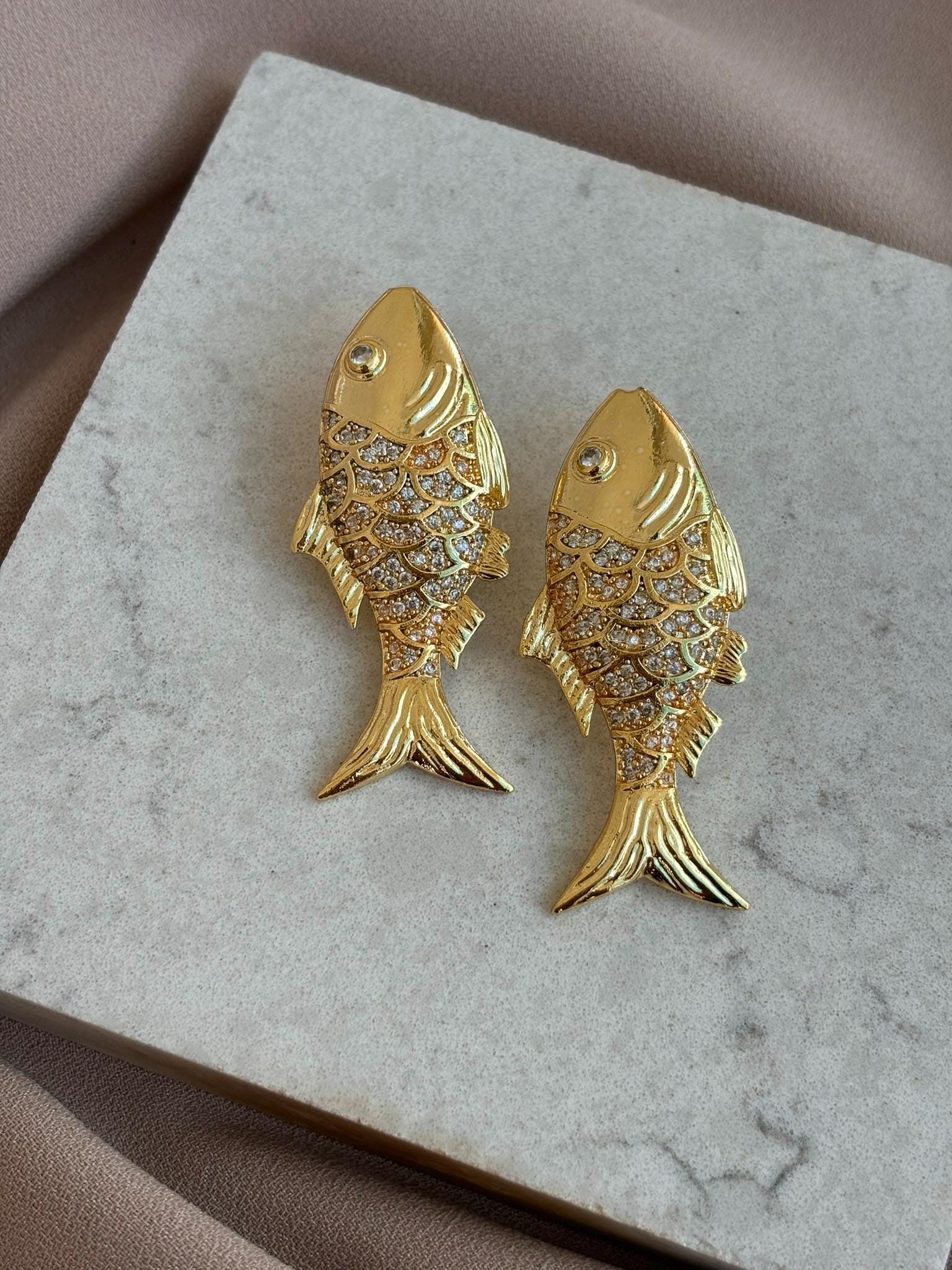 YENİ ! Balık Tasarım Zirkon Taşlı Döküm Küpe