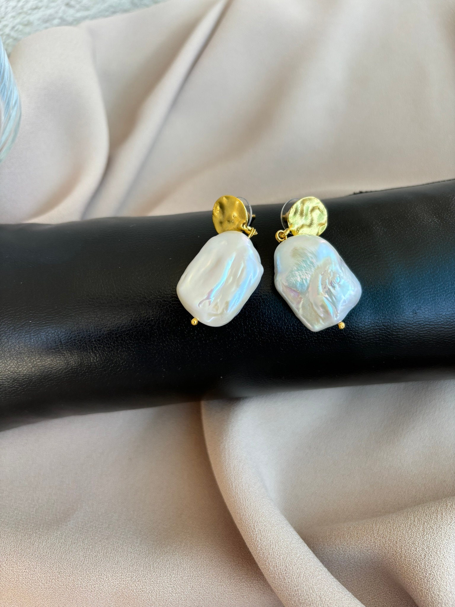 Büyük Düzensiz Barok İnci Küpe