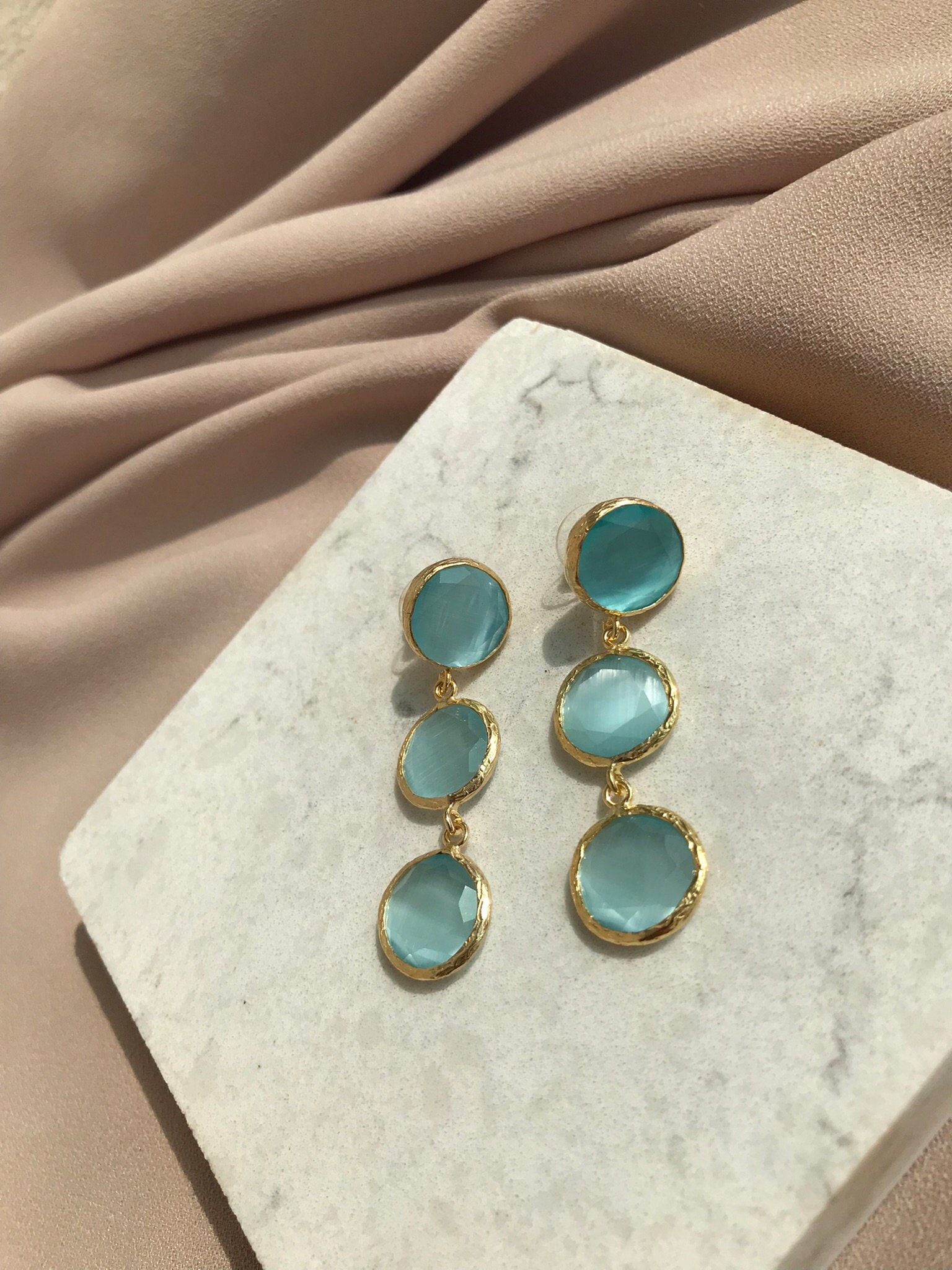 Üçlü Yuvarlak Kedi Gözü Küpe