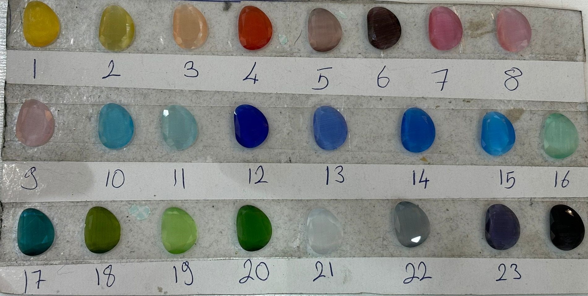 Üçlü Yuvarlak Kedi Gözü Küpe