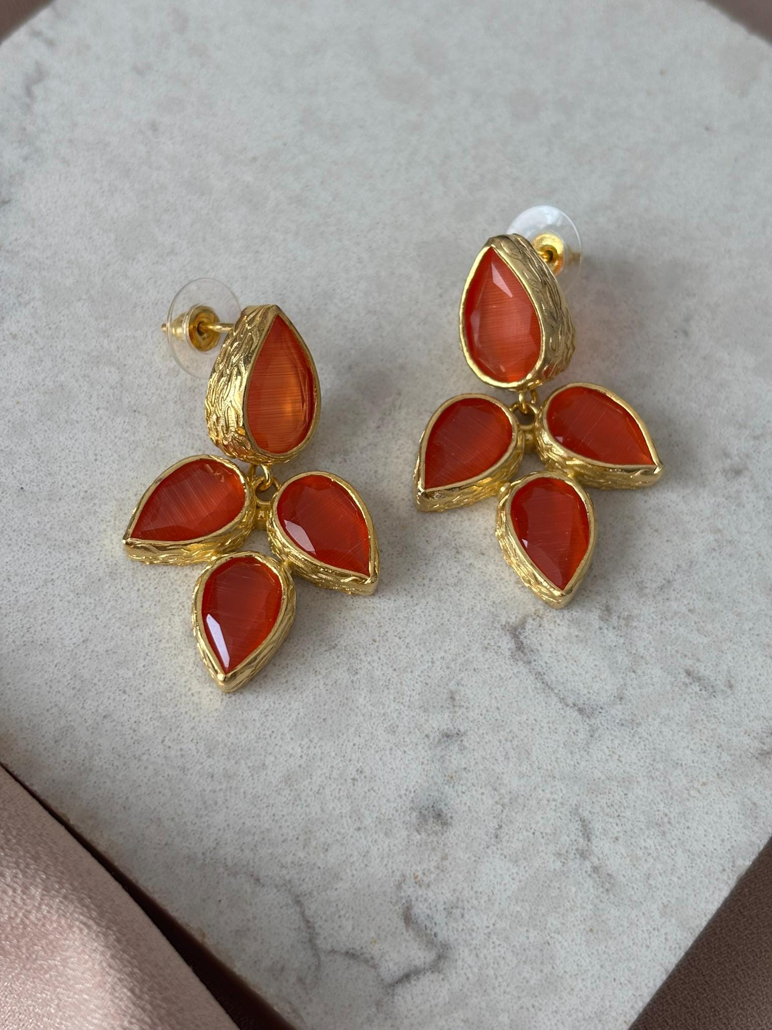 Dört Damla Kedi Gözü Küpe