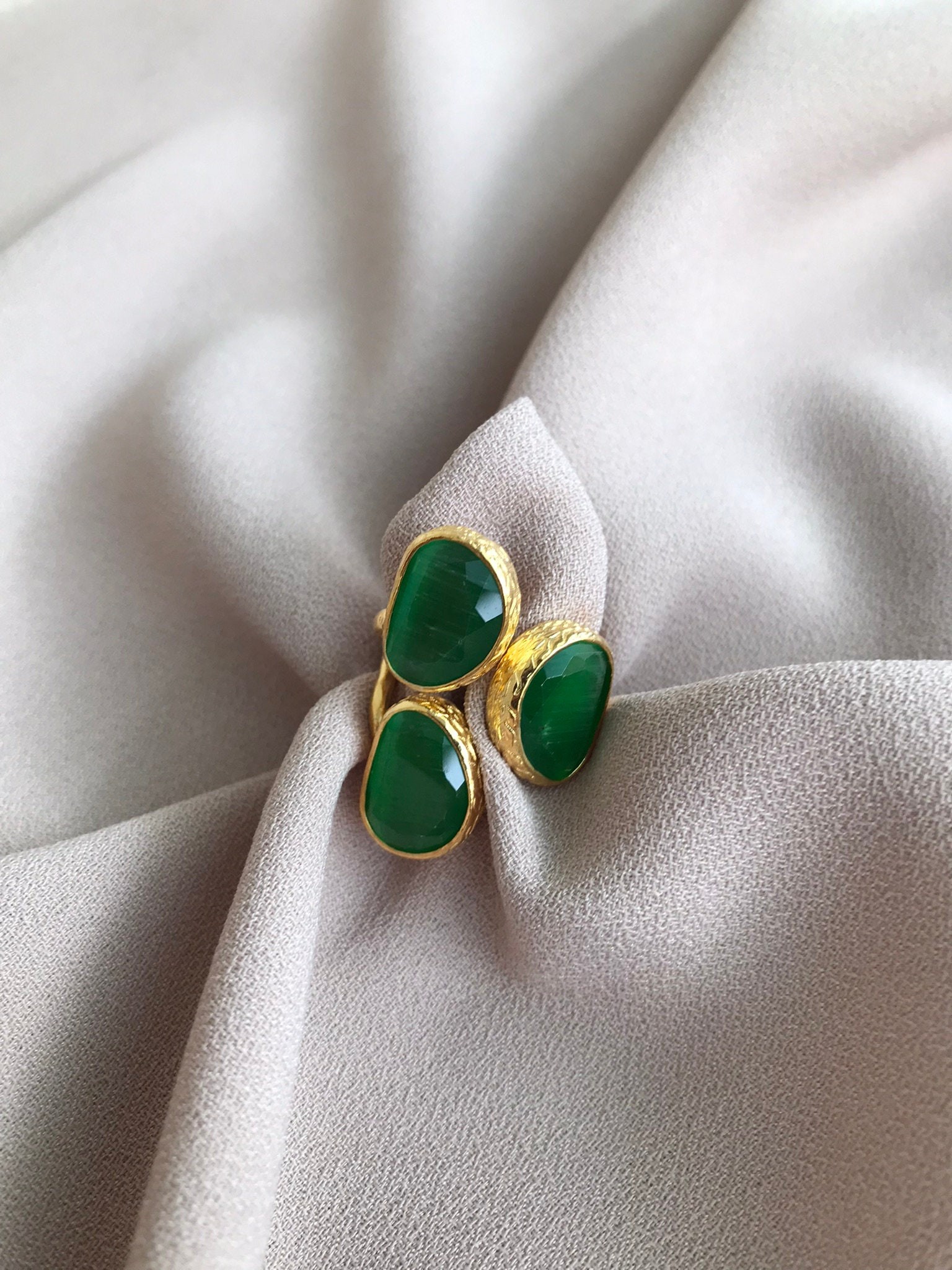 YENİ! 3 Oval Taşlı Kedi Gözü Yüzük
