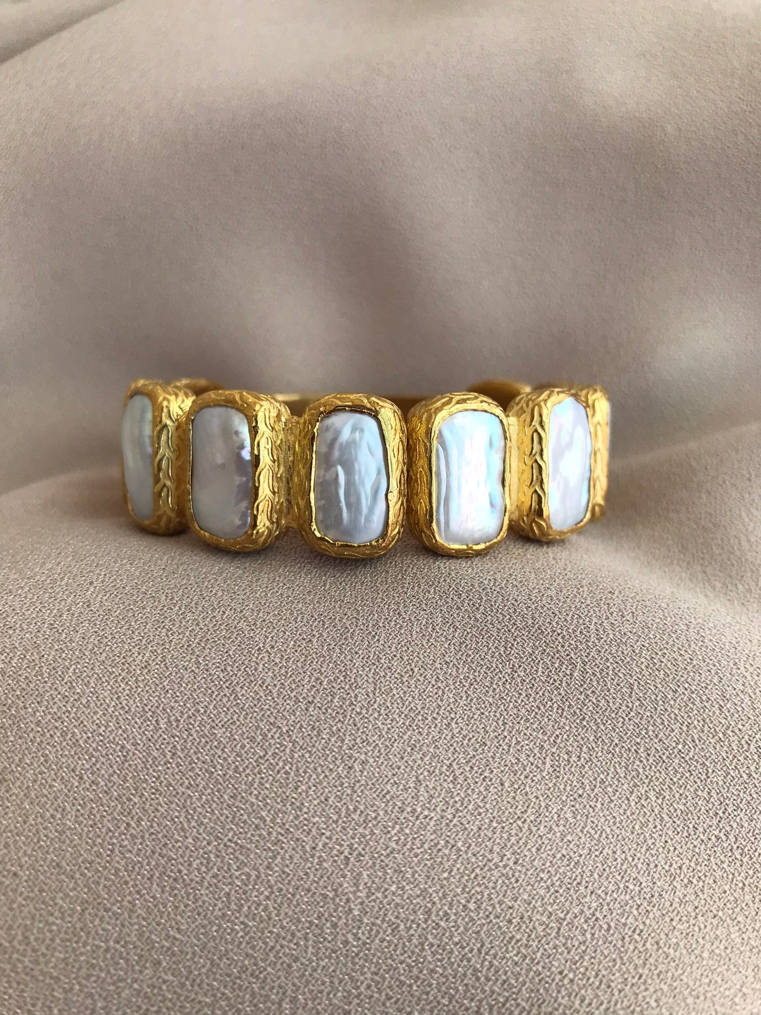 Sıralı Kare İnci Bileklik