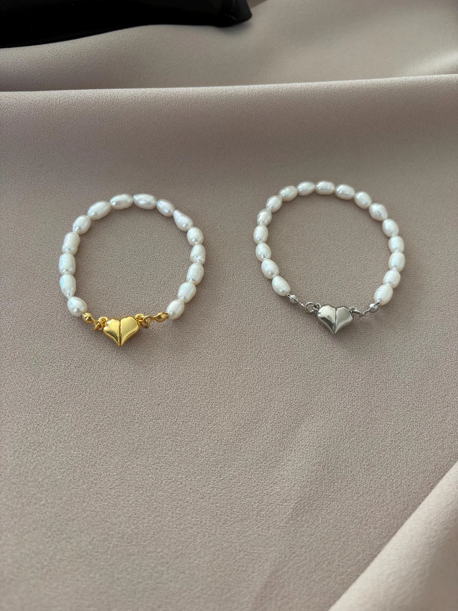 Mıknatıs Kalp Doğal İnci Bileklik