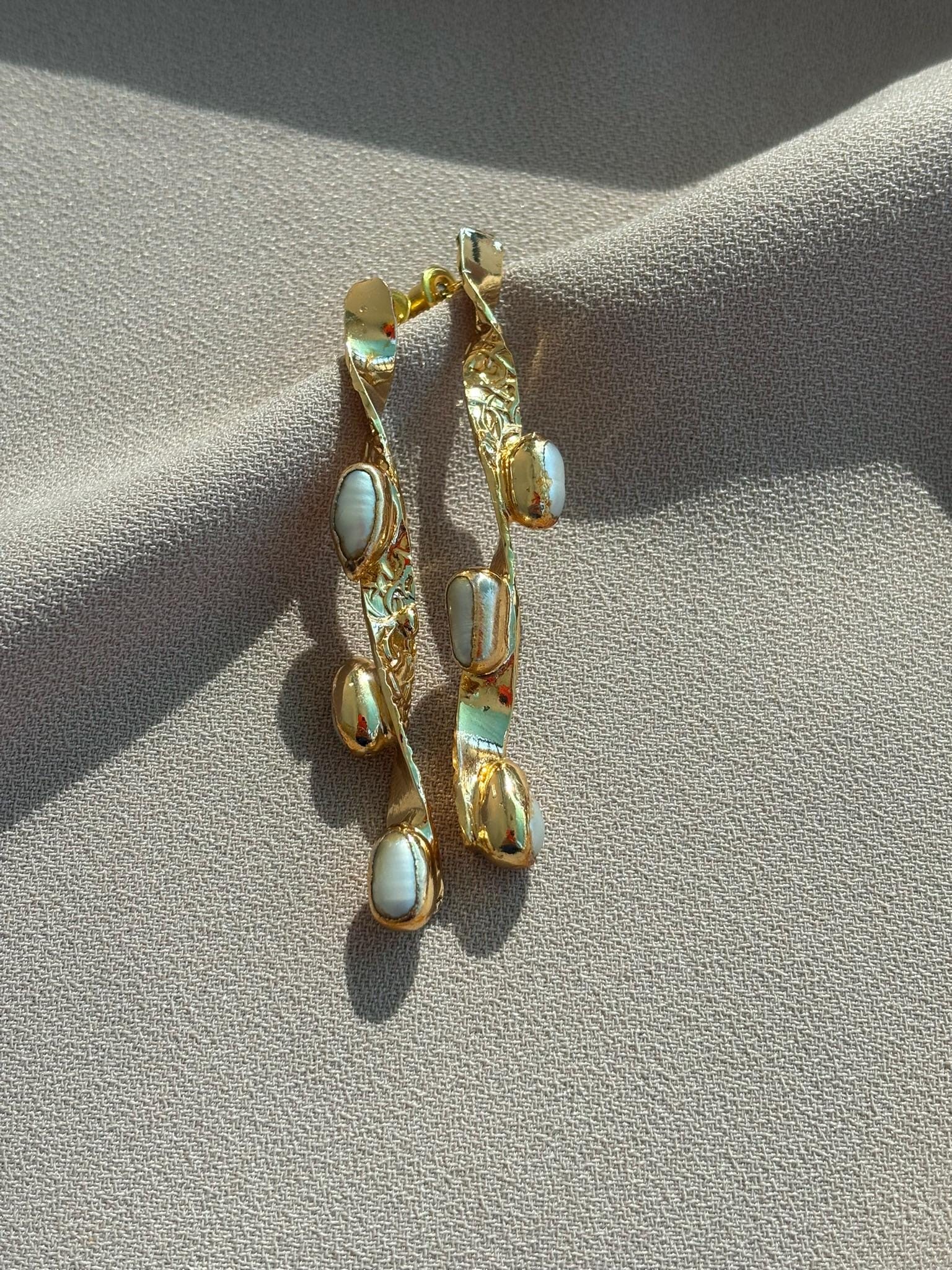 YENİ! Uzun Spiral Tasarım İnci Küpe, Arpa İnci Uzun Küpe