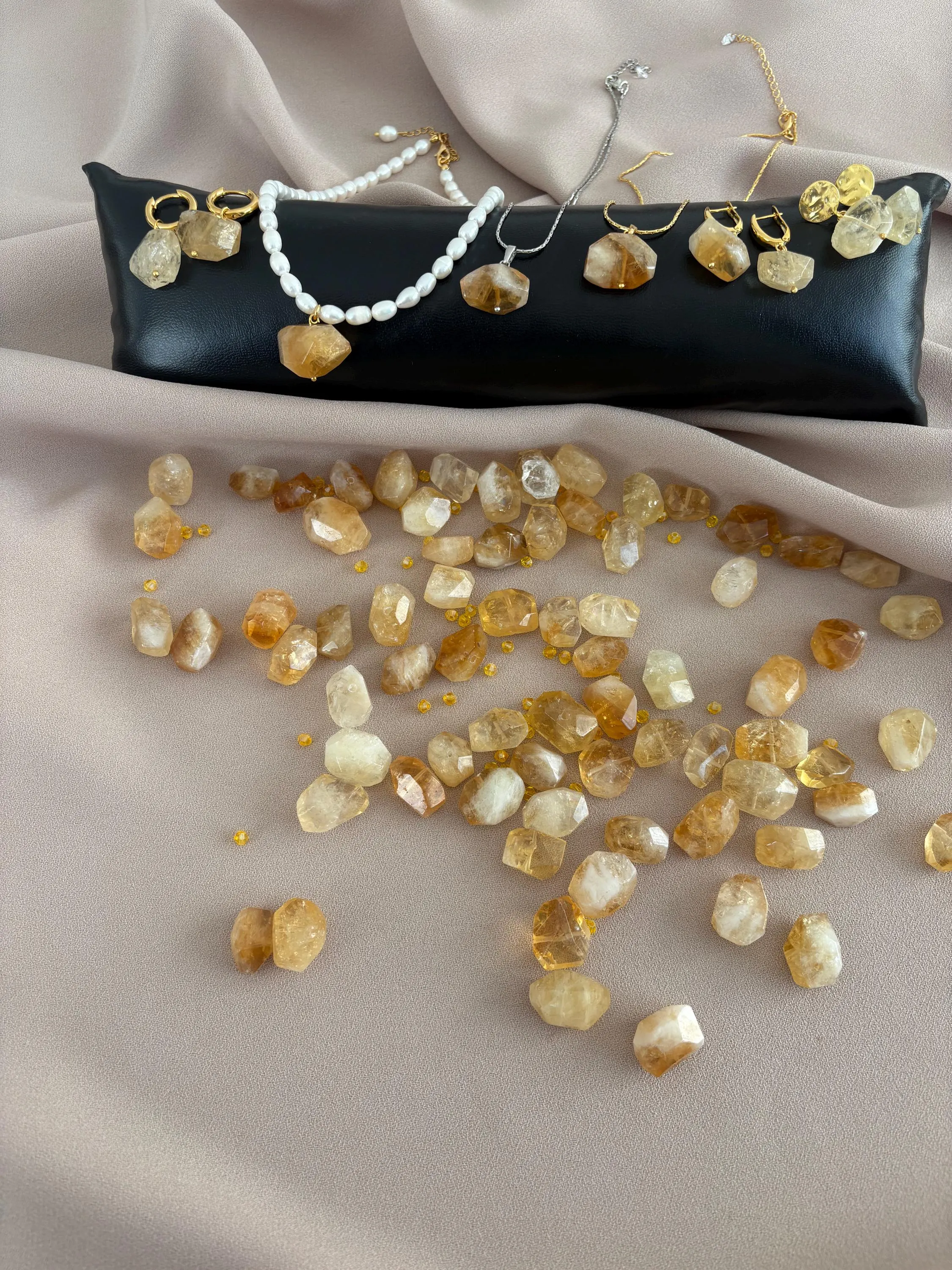  Doğal Sitrin Taşlı Kare Zincir Kolyeler