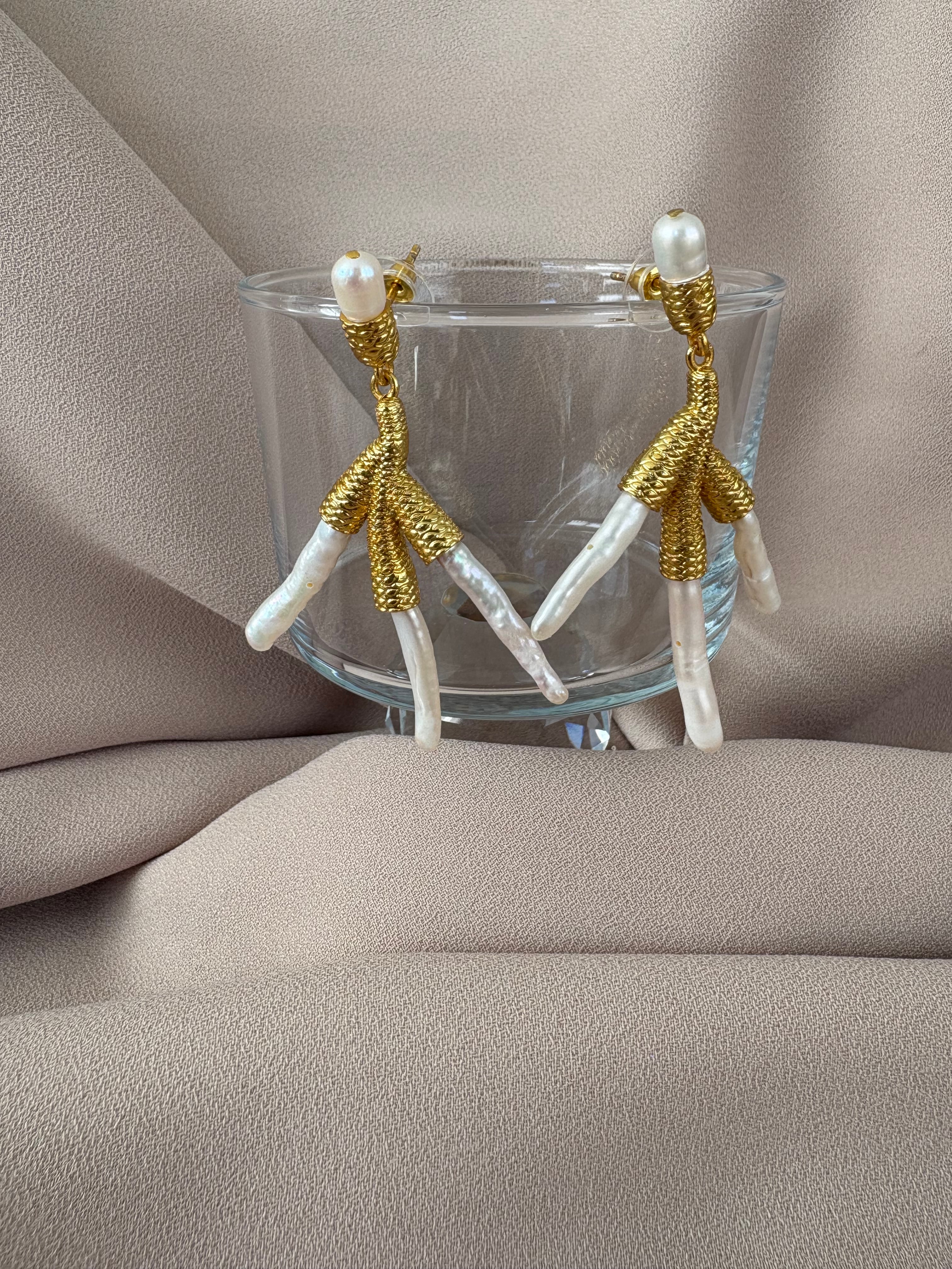 Sakız İncisi Kaz Ayağı Küpe