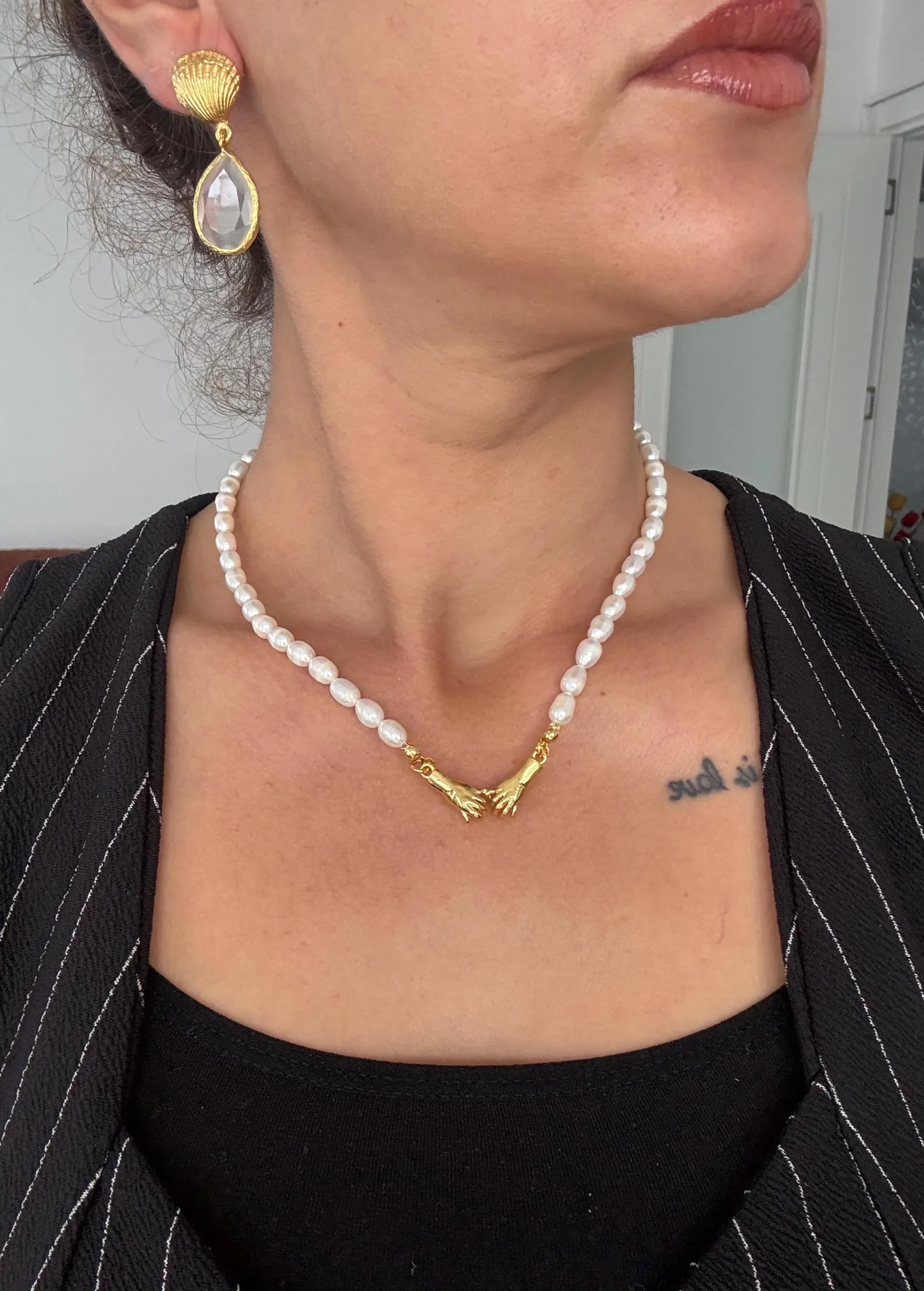 Midye Tepeli Damla Kedi Gözü Küpeler