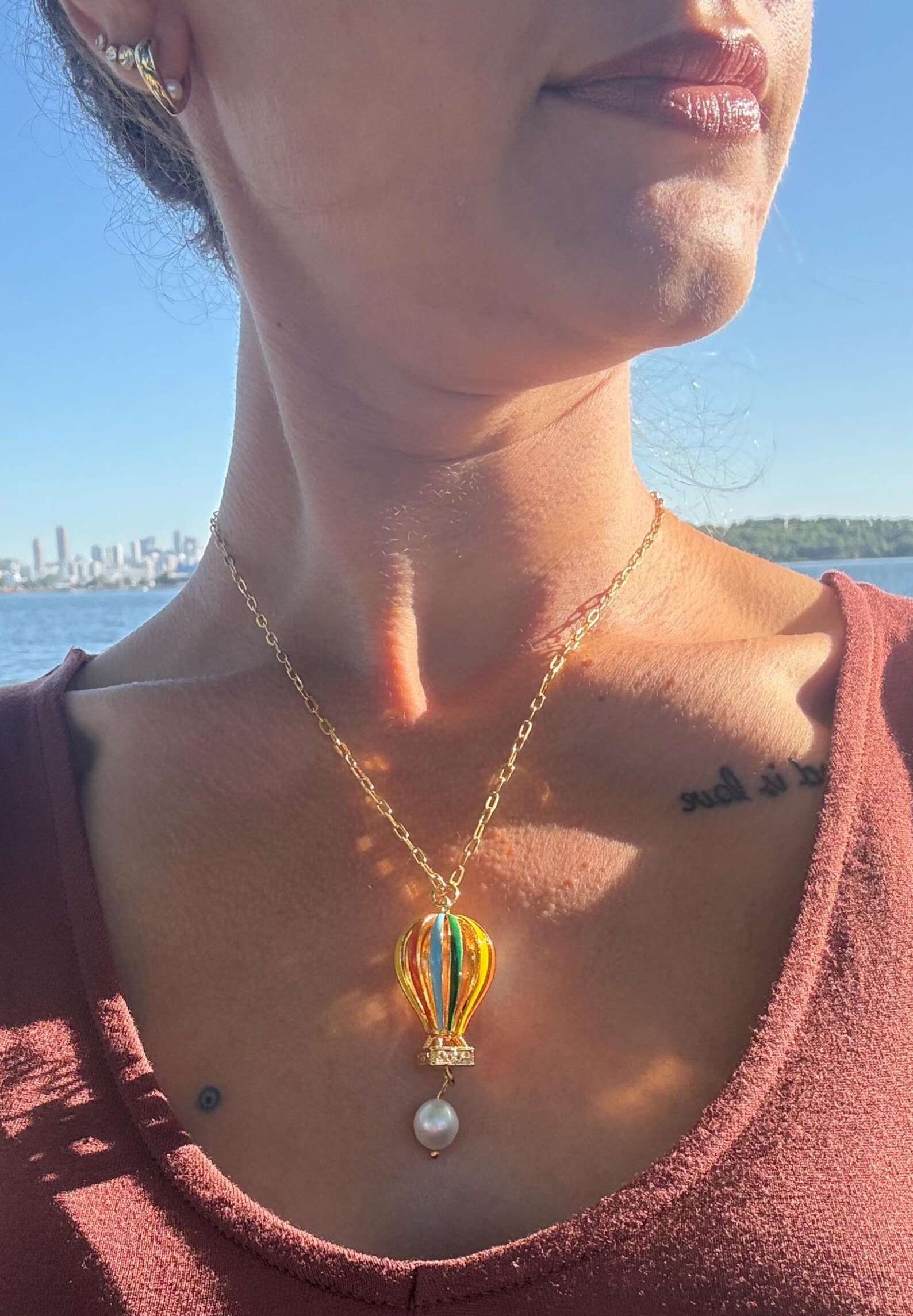 Renkli Balon Doğal İnci Sarkıtlı Kolye