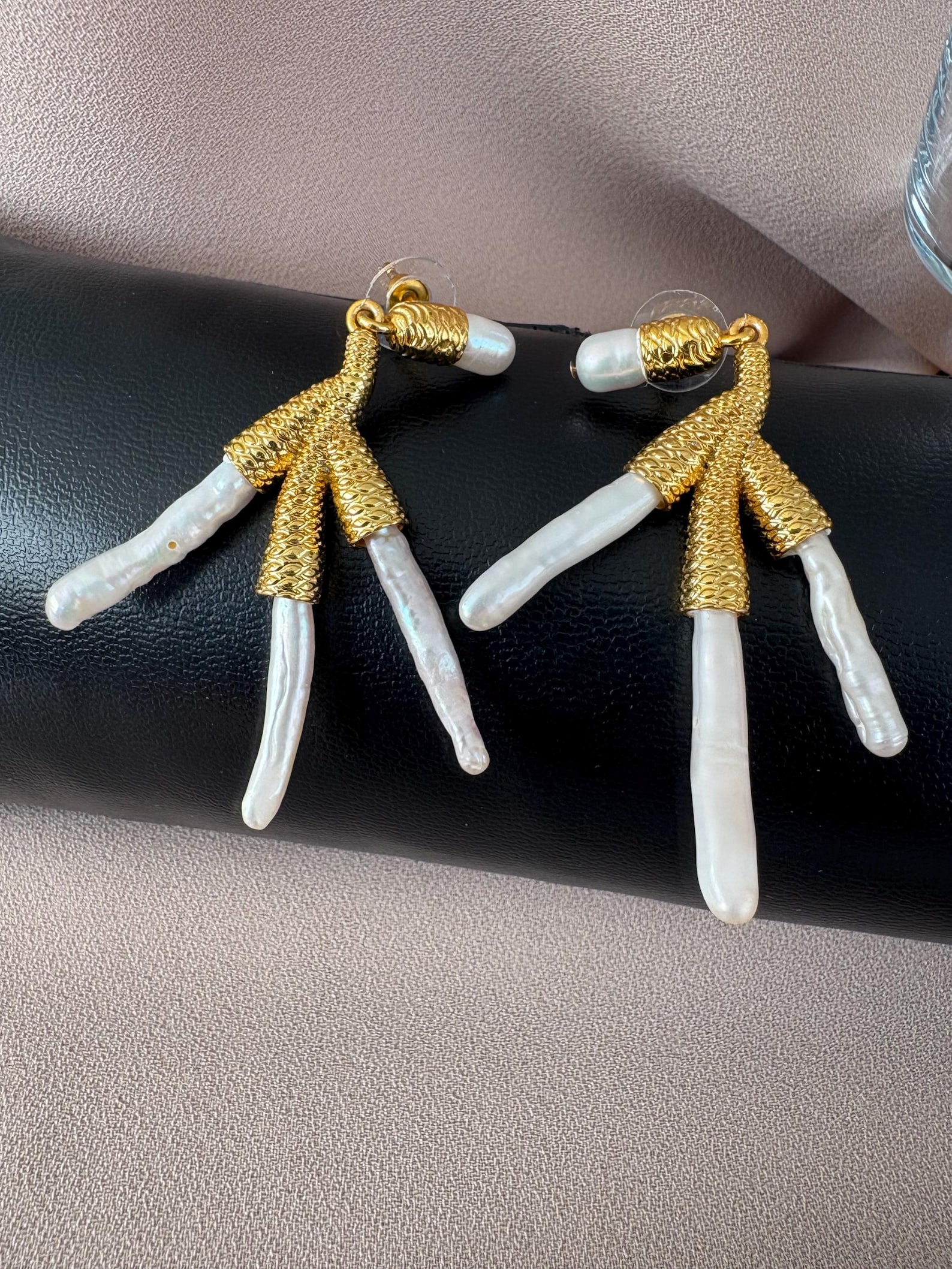 Sakız İncisi Kaz Ayağı Küpe