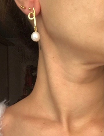 YENİ ! Düğüm Başlı Barok İnci Küpeler