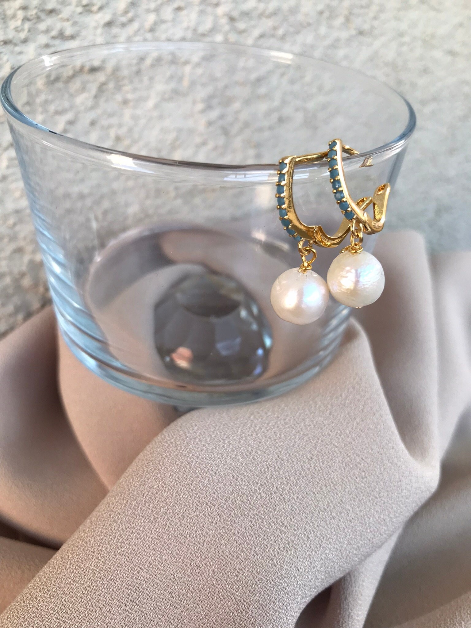 Turkuaz Taşlı İnci Küpe