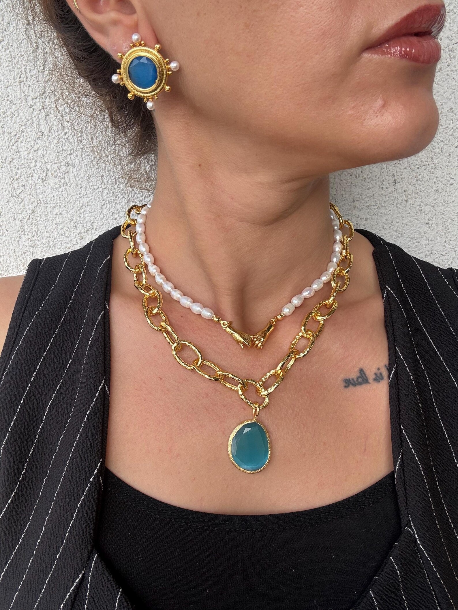 Vintage Tasarım Kedi Gözü Taşı Küpeler