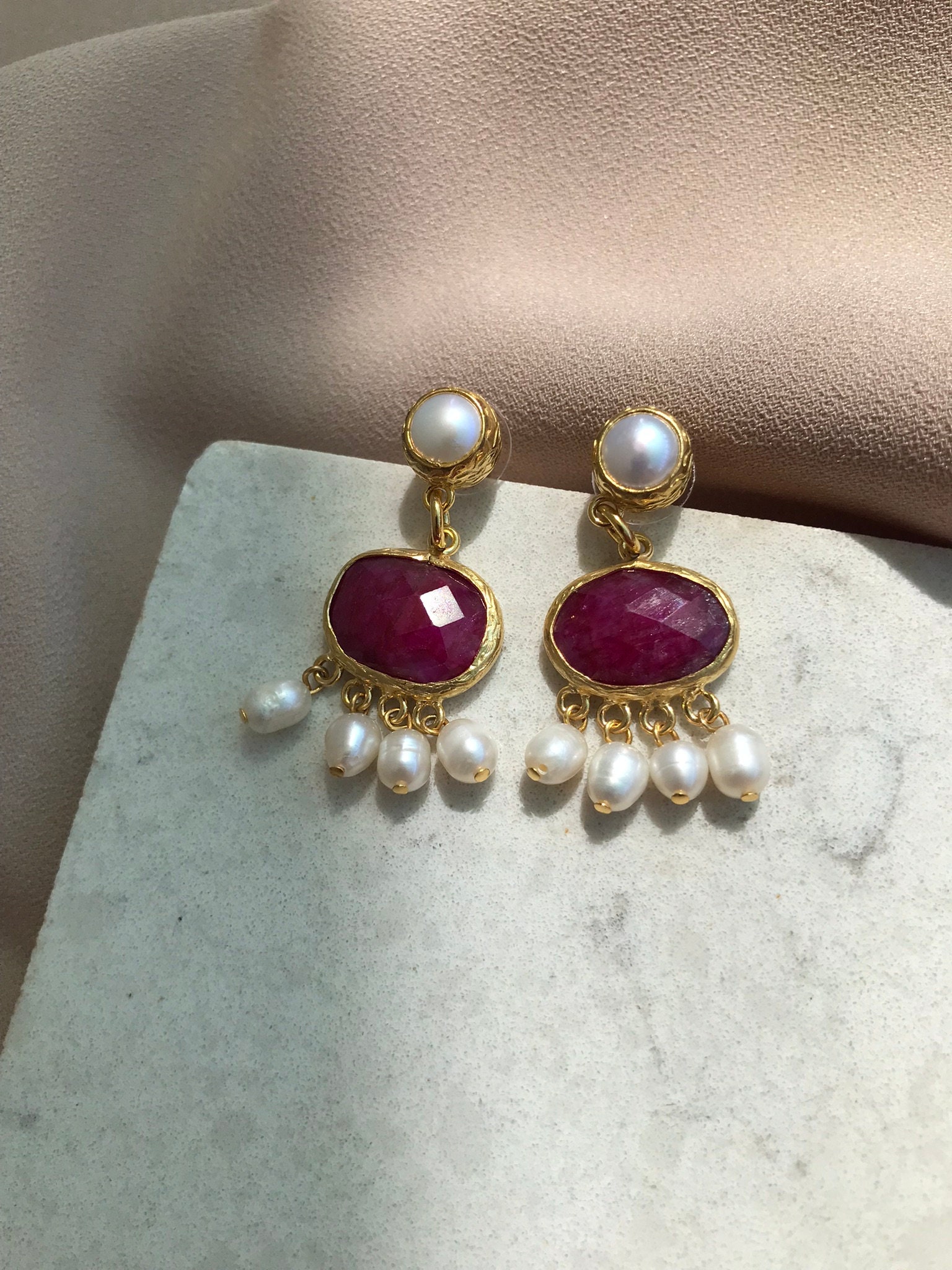 Yakut & İnci Kombin Küpe