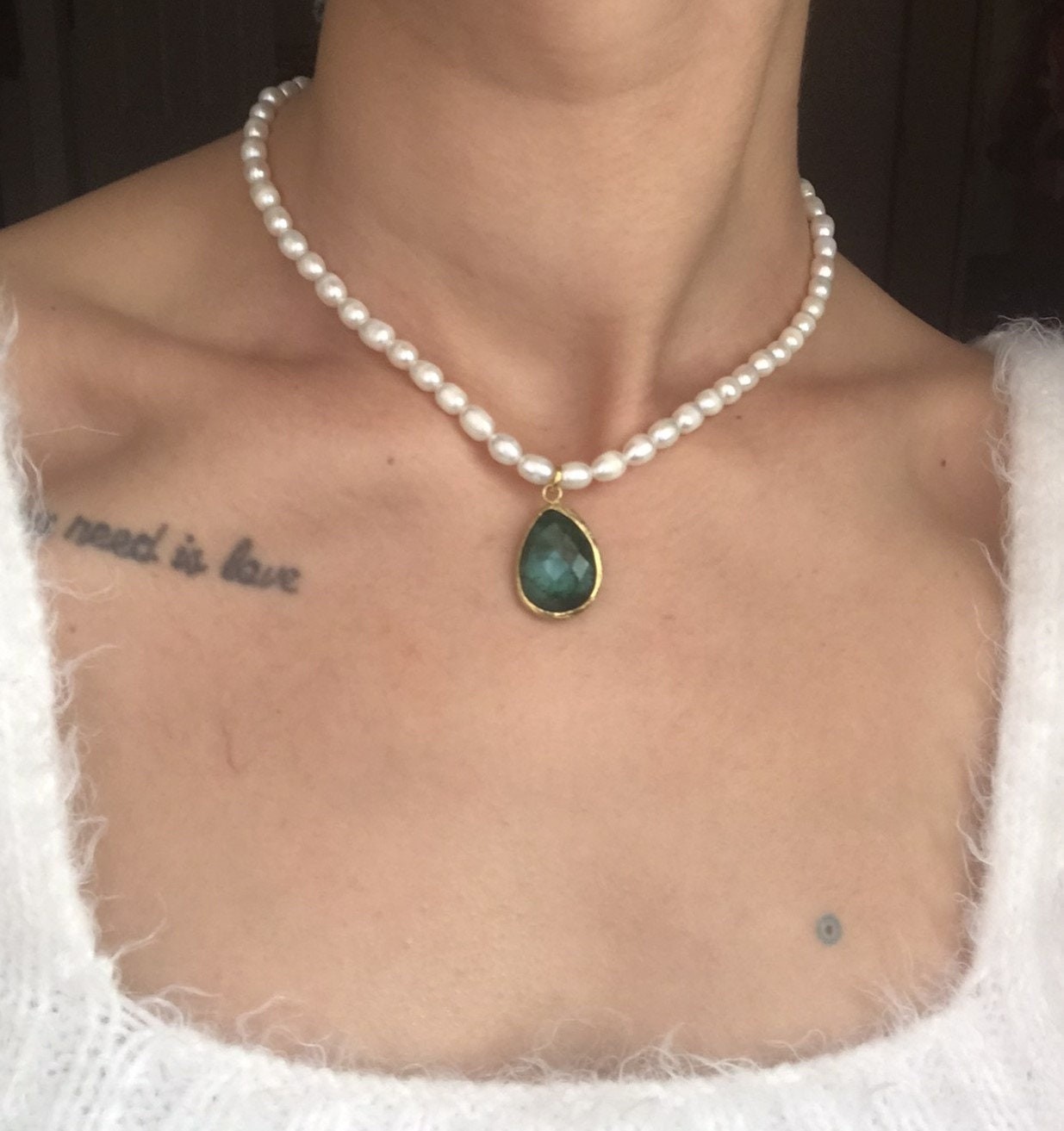 NEW ! Drop Cut Emerald Stone Pearl Necklace
