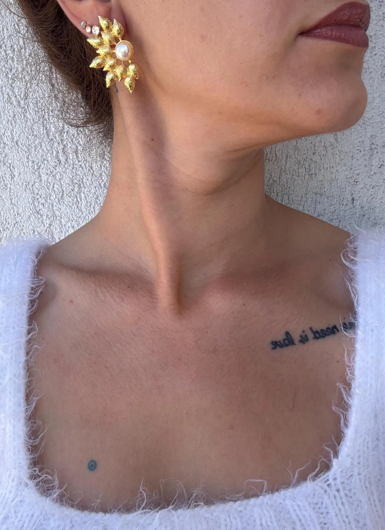 Yarım Çiçek İnci Küpe