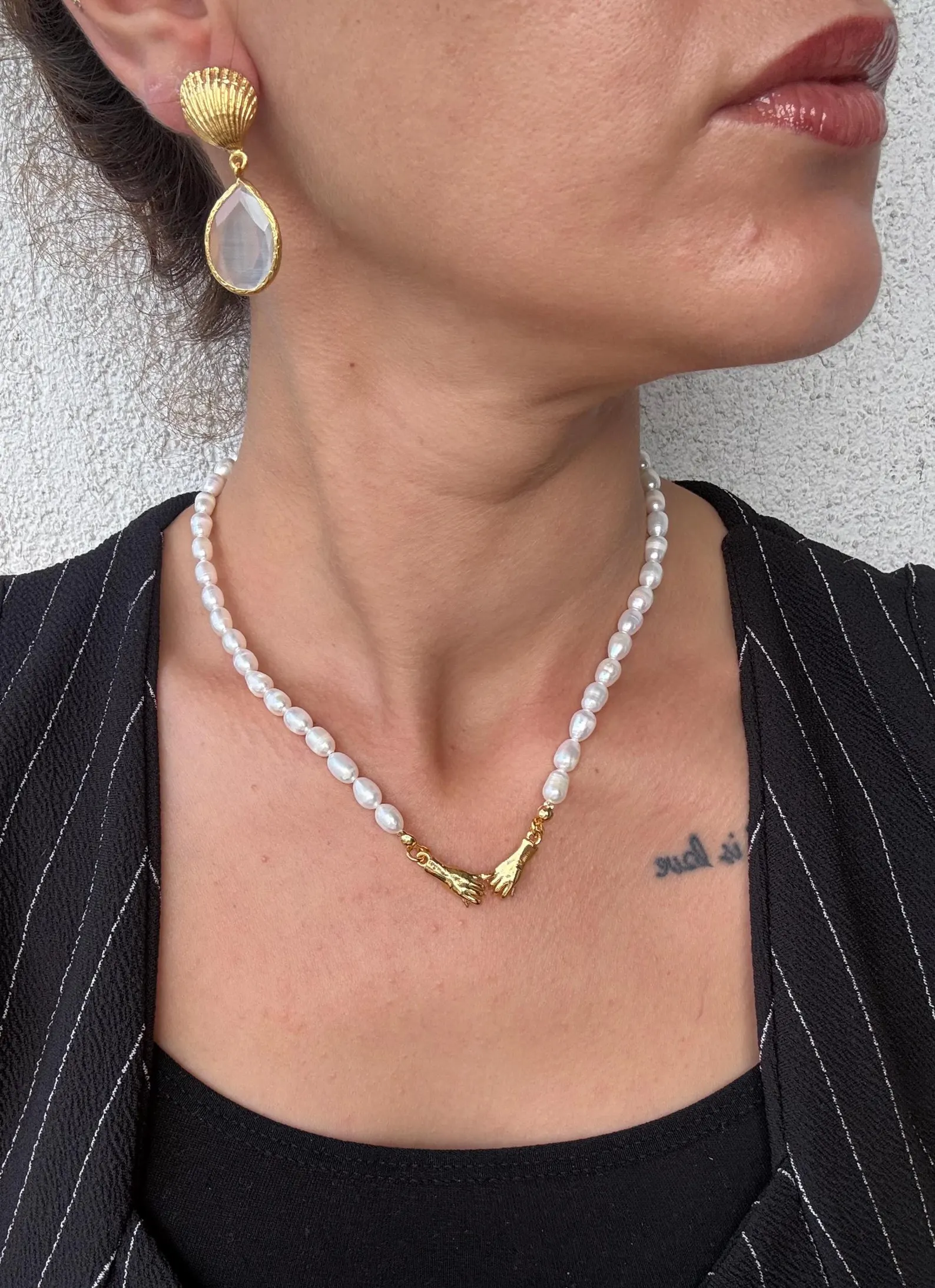 Midye Tepeli Damla Kedi Gözü Küpeler