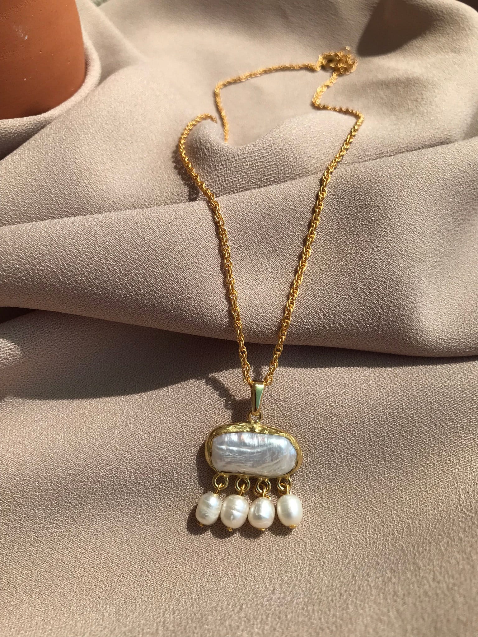 Kare İnci Zincir Kolye