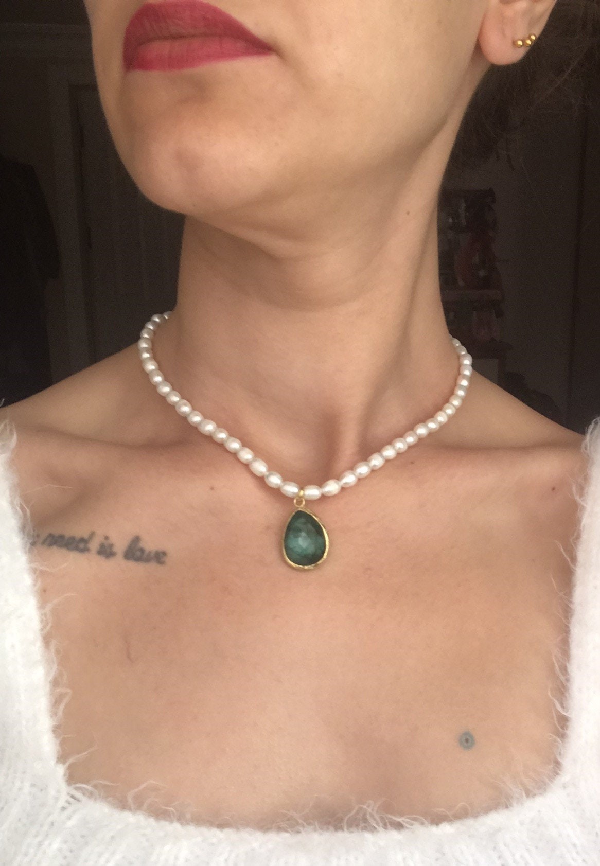 NEW ! Drop Cut Emerald Stone Pearl Necklace