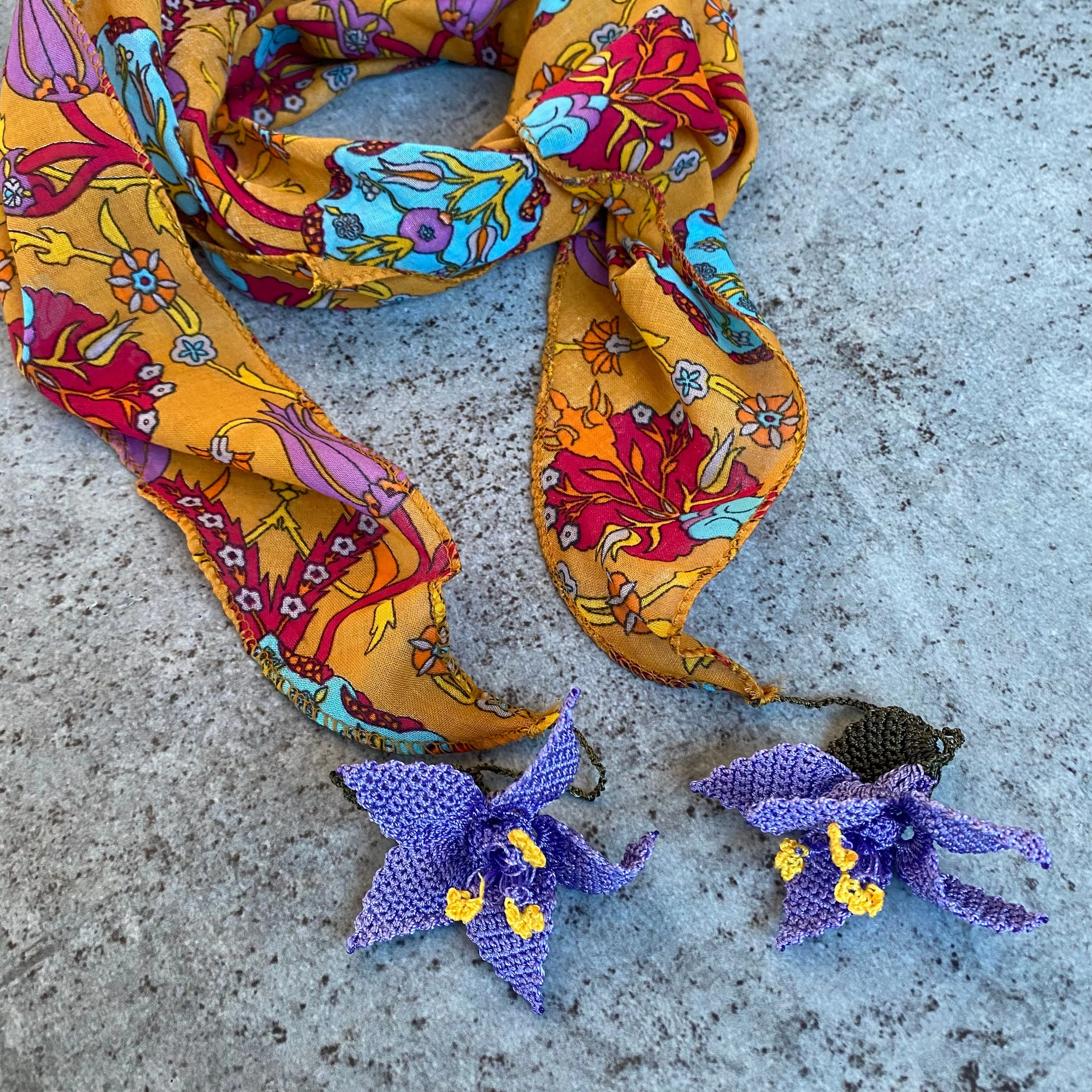 Osmanlı Çintemani Motifli Üçgen Fular