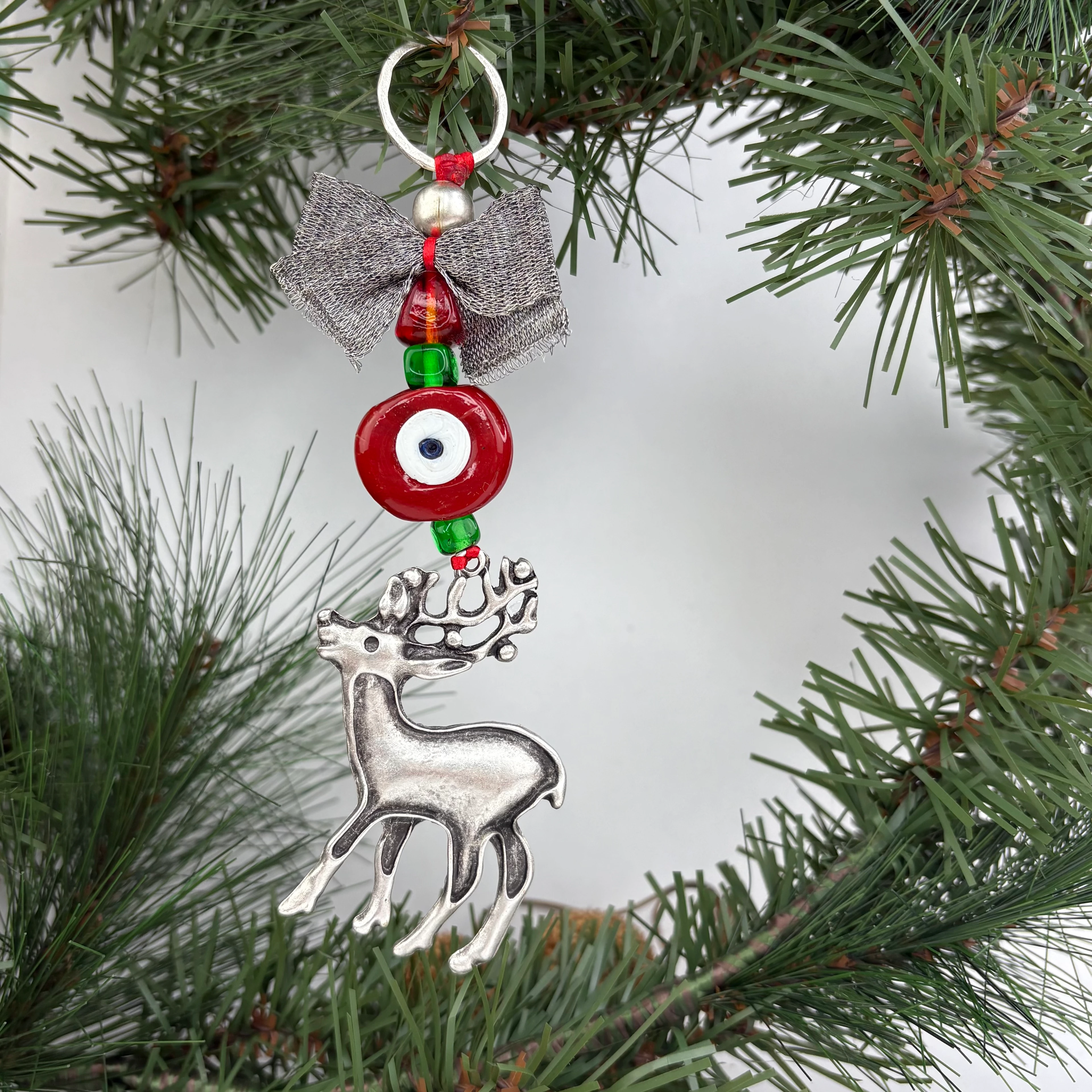 Geyik & Nazar Boncuklu Yeni Yıl Anahtarlığı - Gümüş, Kırmızı Nazar Boncuğu