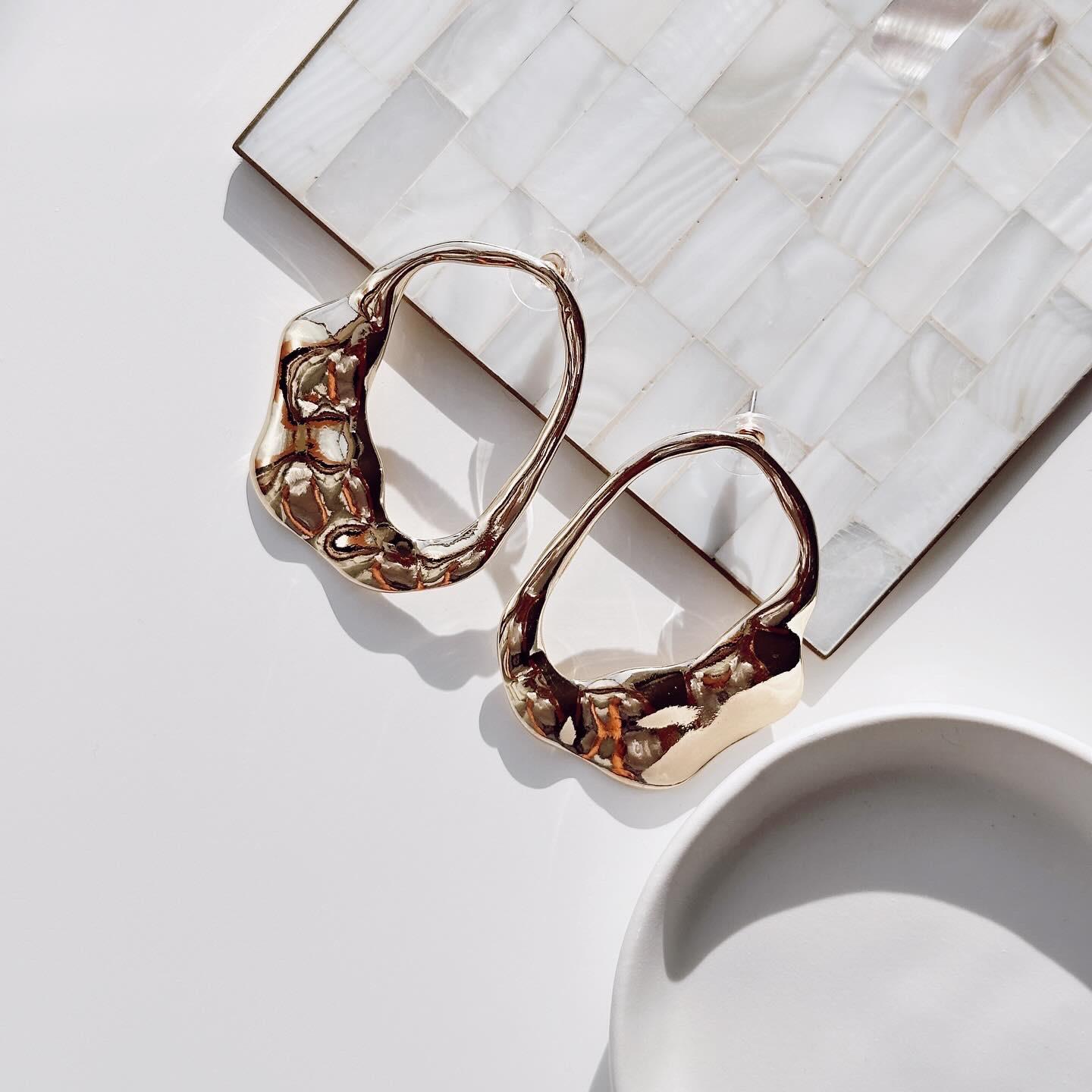 Grande anello çelik küpe