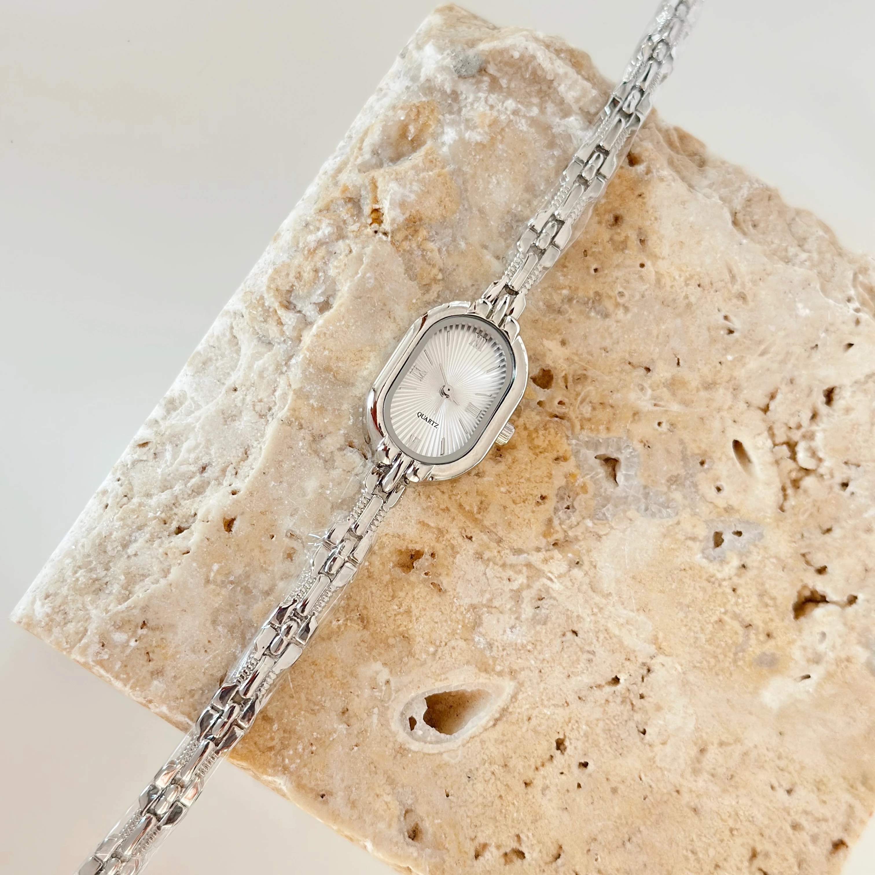 Claro Gümüş Saat Beyaz